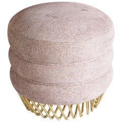 Tabouret Audrey du 21e siècle en coton velours laiton fabriqué au Portugal par Ottiu