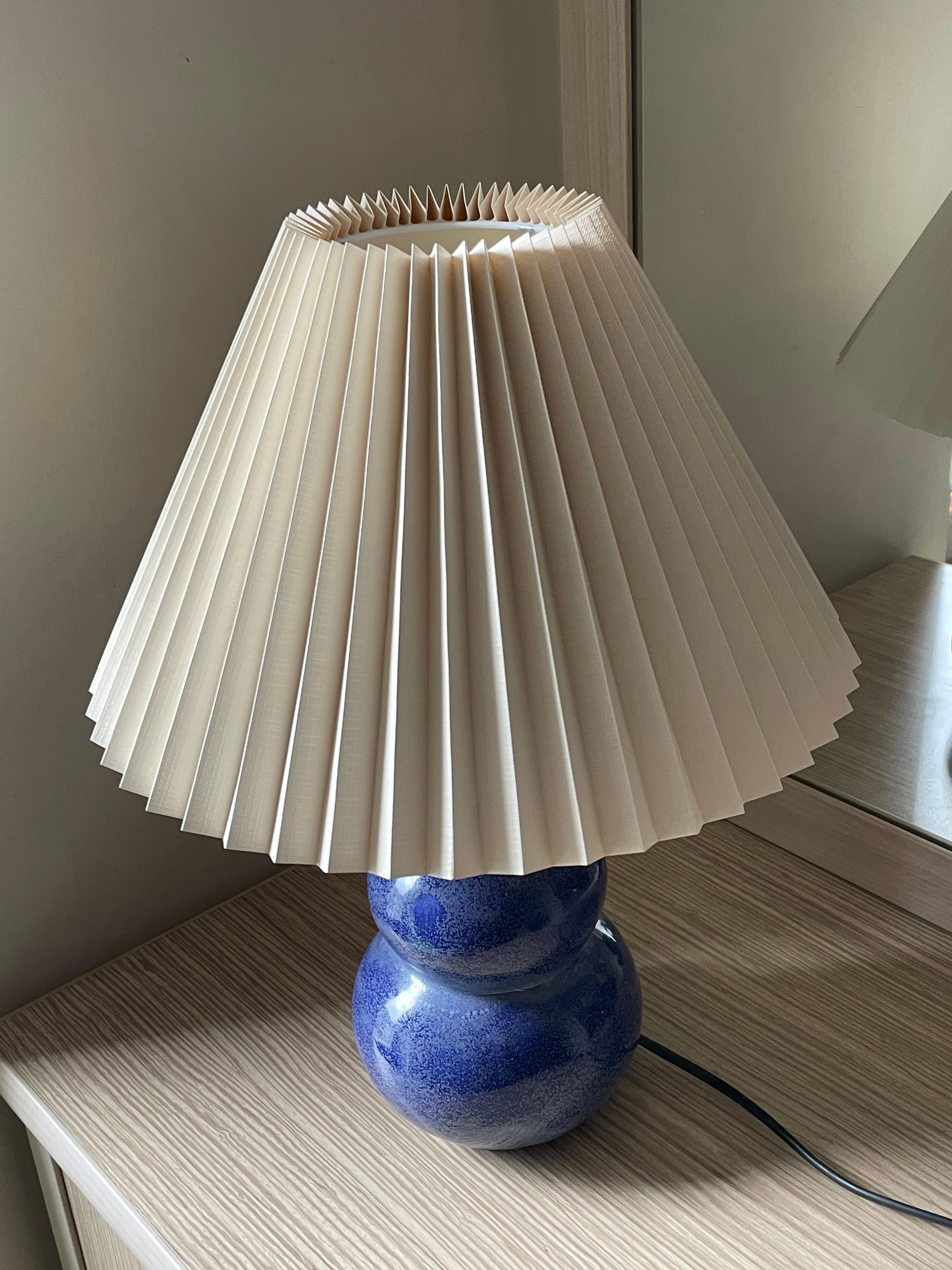 21st Century Azure Table Lamp by Busra Ozdemir - Modern, Ceramic In New Condition For Sale In ISTANBUL, TR