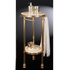 Tavolo da bagno del 21° secolo in bronzo dorato e porcellana con porta asciugamani