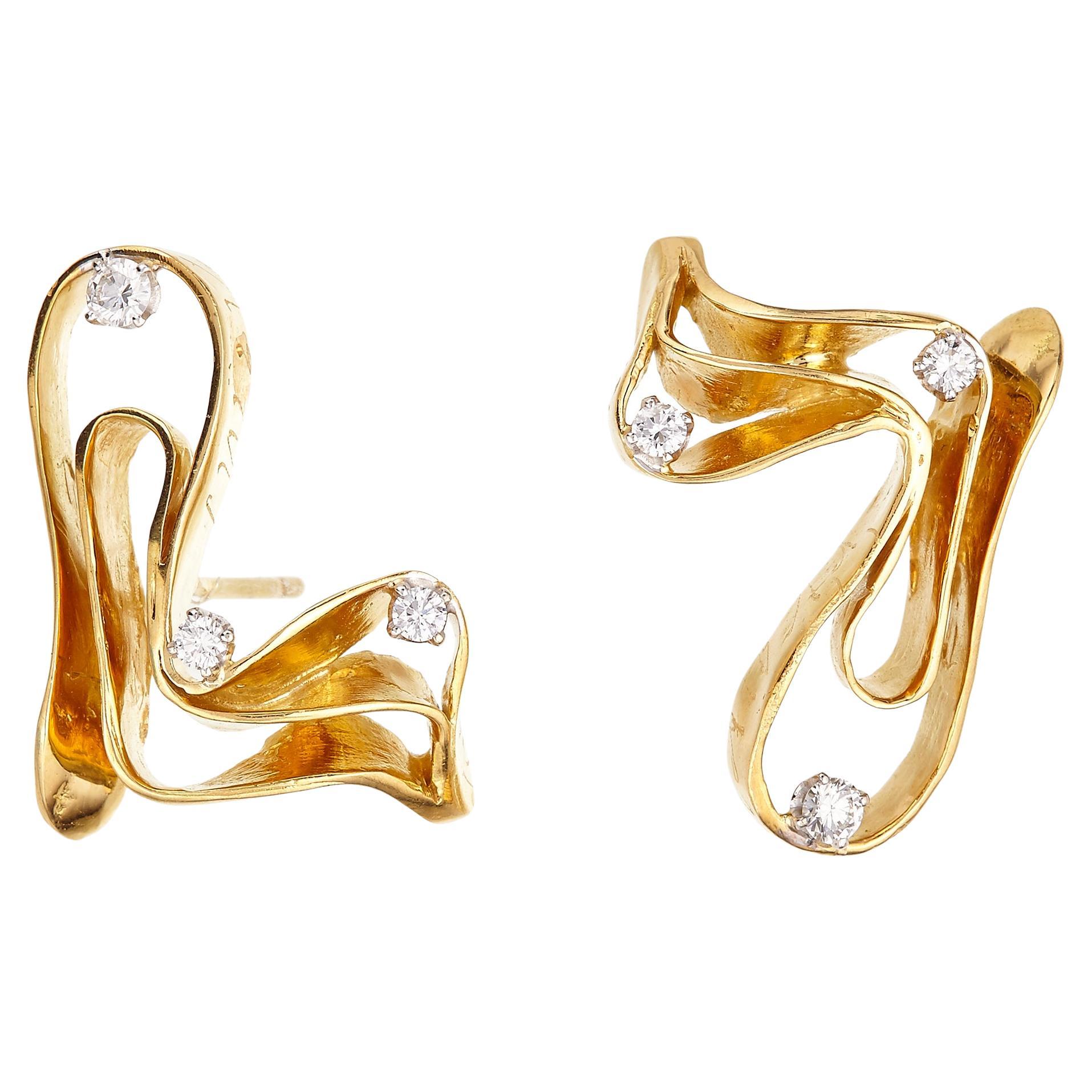 18K Yellow Gold 0.33 ct Diamond Made in Italy Grounding Asymmetric Bold Earrings For Sale