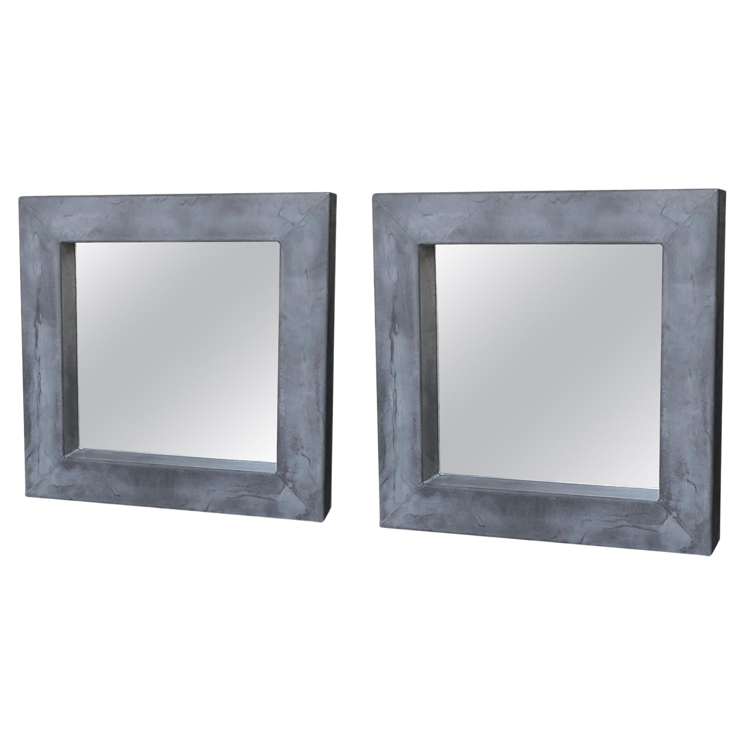 Paire de miroirs en métal Adje du 21e siècle (Belgique)