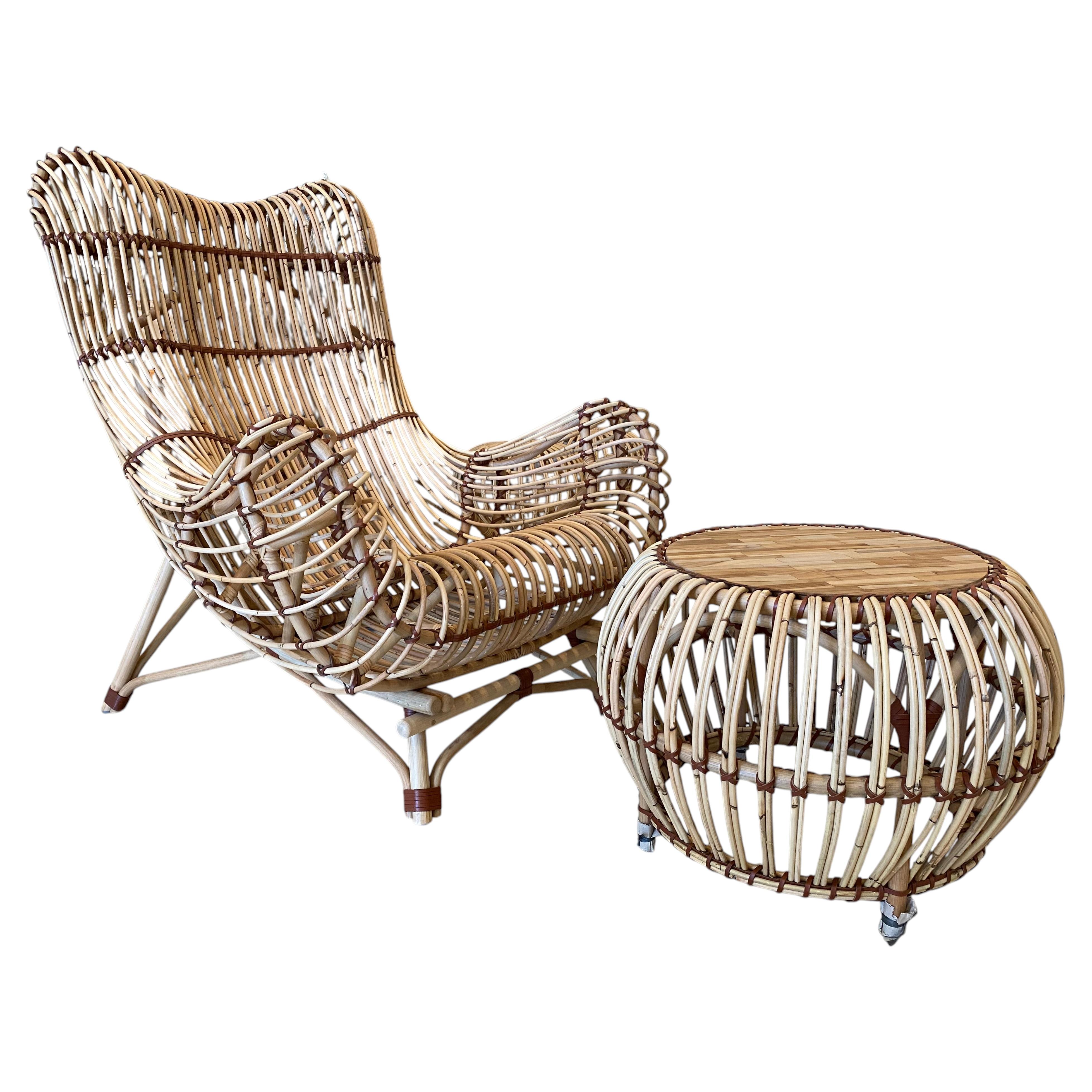 21st Century Belgian Set of Two Rattan Lounge Chairs & 1 Side Table For Sale