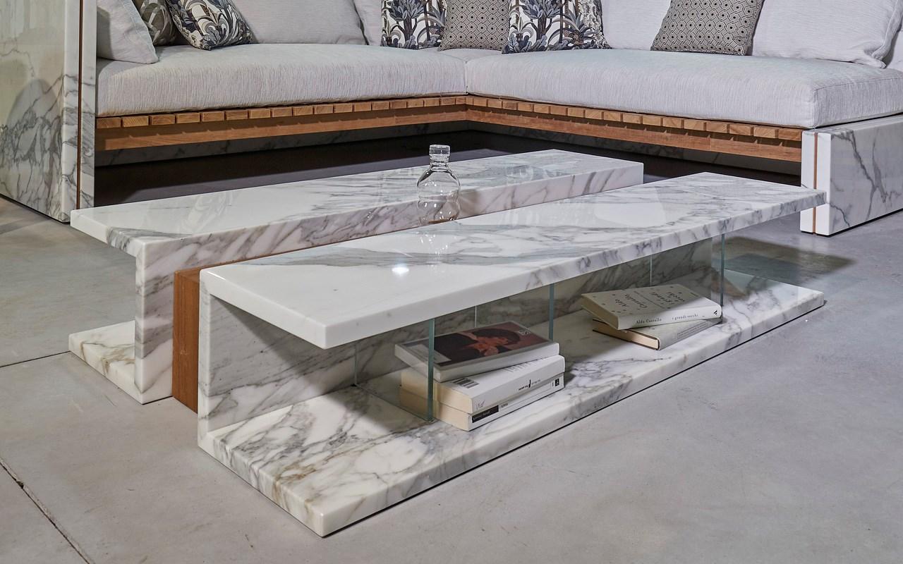 21st Century Bettogli White Statuario Marble Teakwood Low Table In New Condition For Sale In Carrara, IT