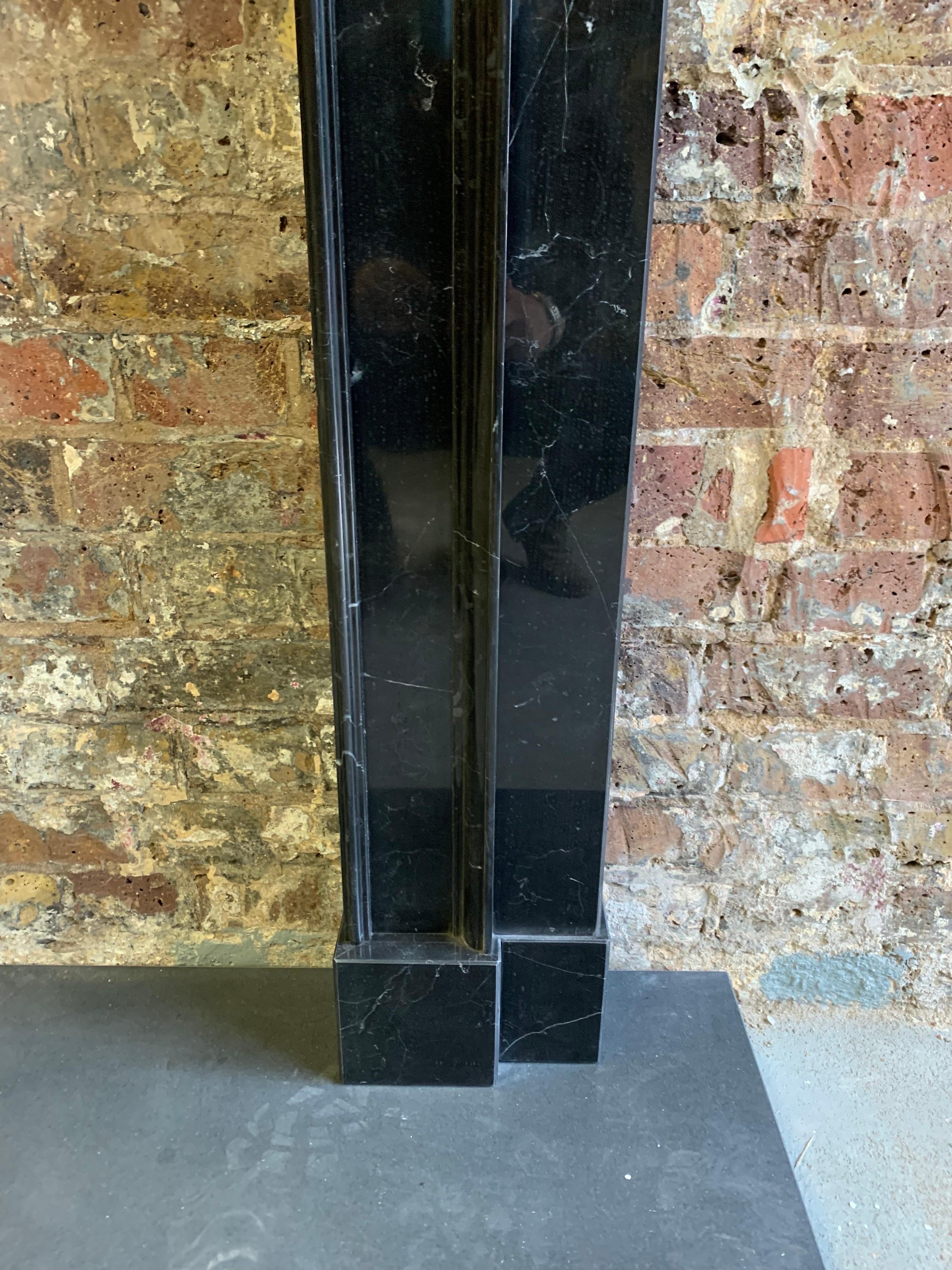 21st Century Black Marble Fireplace Mantlepiece In Excellent Condition For Sale In London, GB