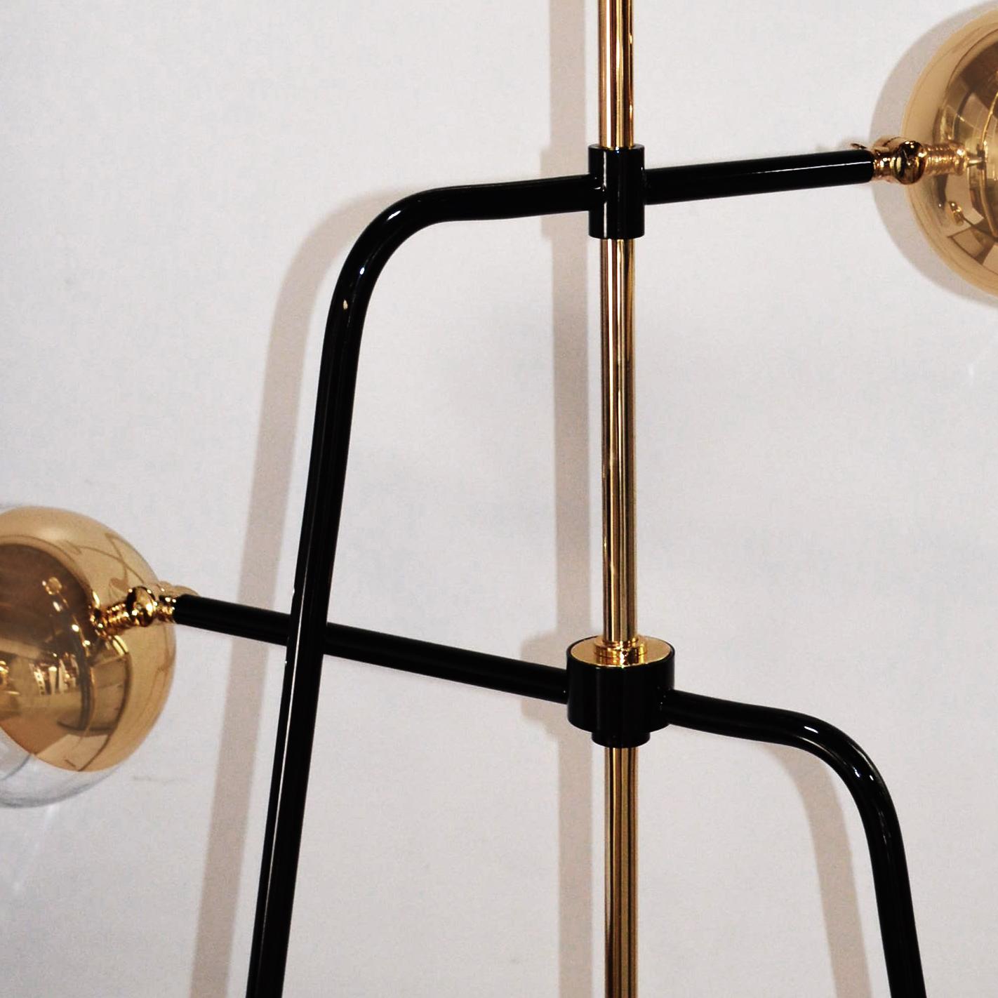 21st Century Black Widow Floor Lamp Brass Glass In New Condition For Sale In RIO TINTO, PT