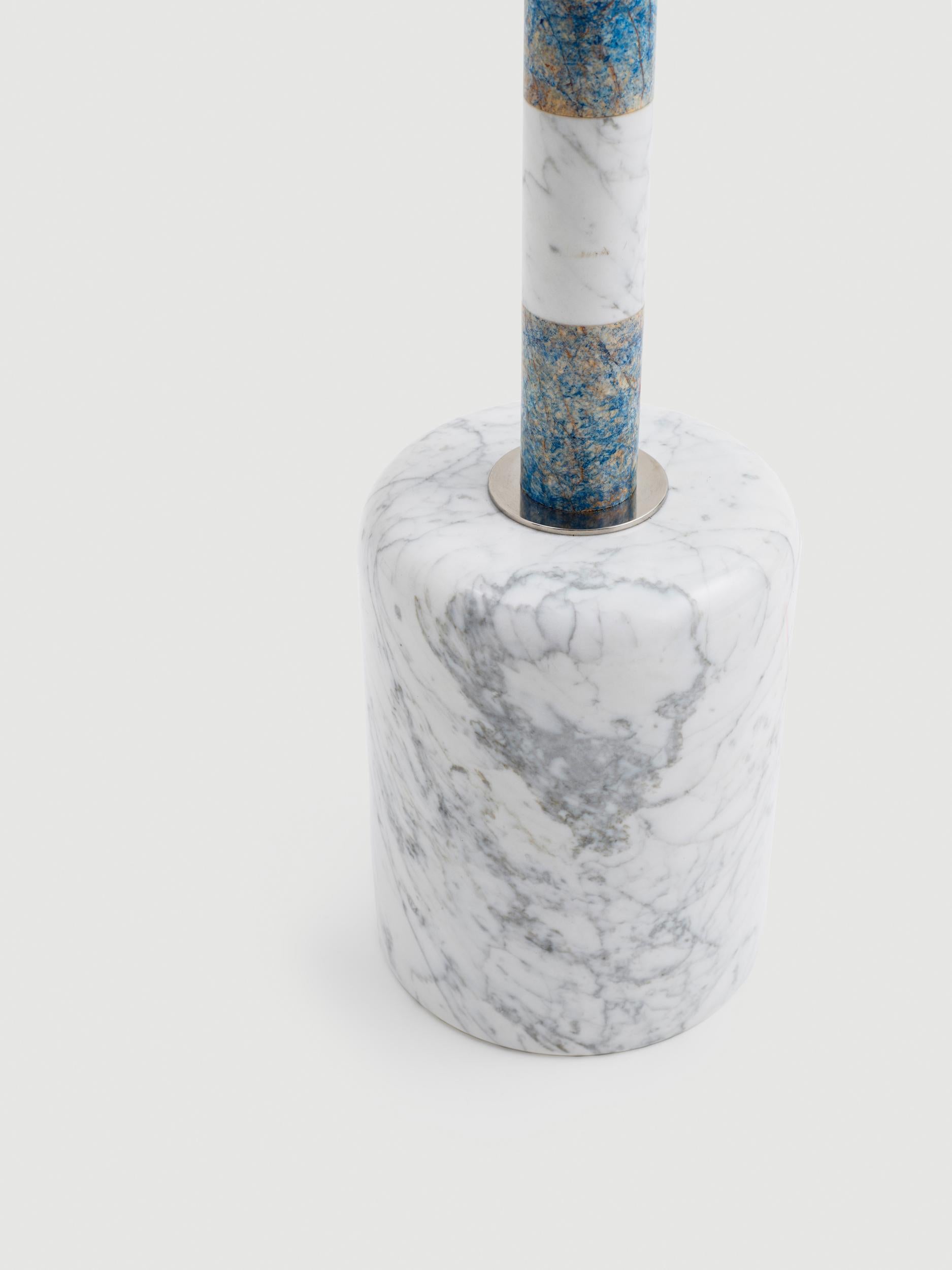 Lampadaire rare en marbre bleu et blanc du 21e siècle avec verre peint à la main en vente 4