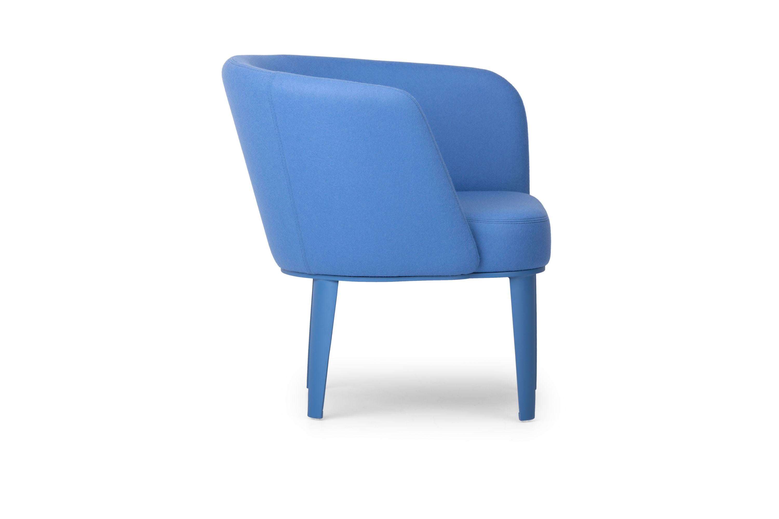 21st Century Blue Left Armchair Clara Made in Italy In New Condition For Sale In Sant'Elena, IT