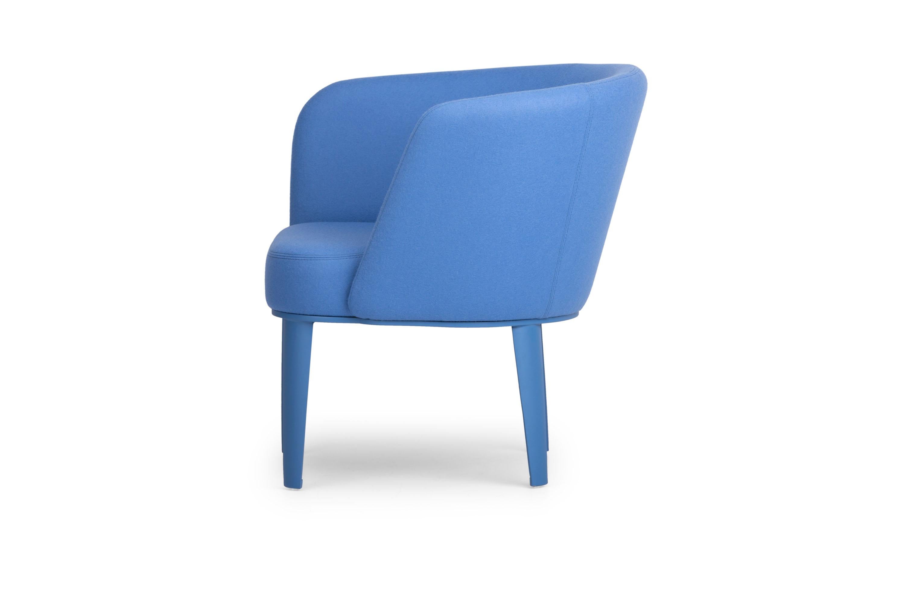 21st Century Blue Right Armchair Clara Made in Italy In New Condition For Sale In Sant'Elena, IT