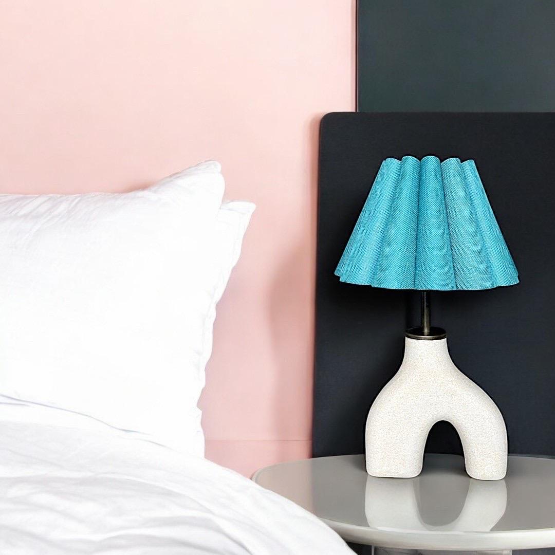 Lampe de bureau bleu-wave du 21e siècle par Busra Ozdemir, moderne, céramique Neuf - En vente à ISTANBUL, TR
