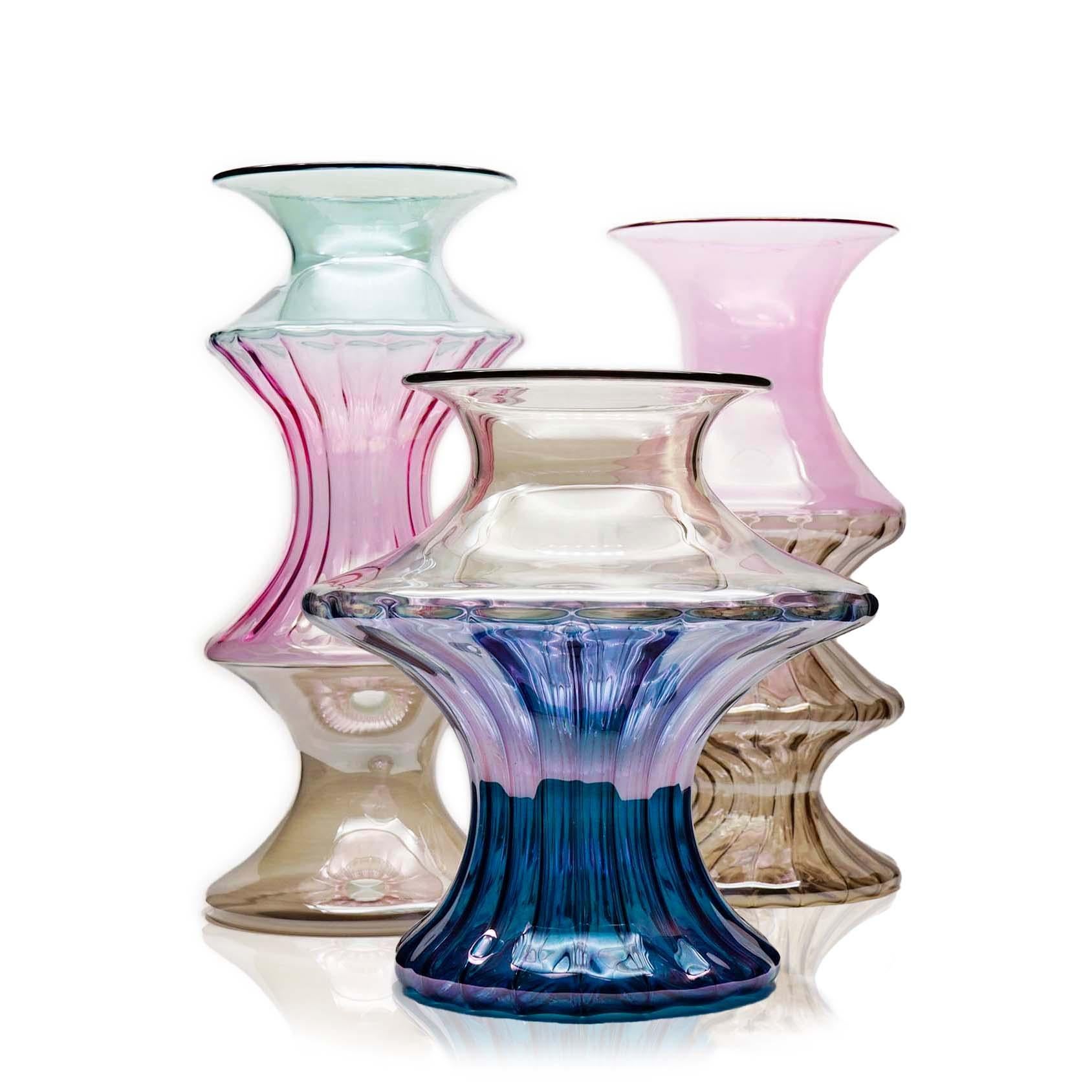 Minimalist 21st Century Borosilcate Glass Vase MADAME, Handcrafted, Kanz Architetti For Sale