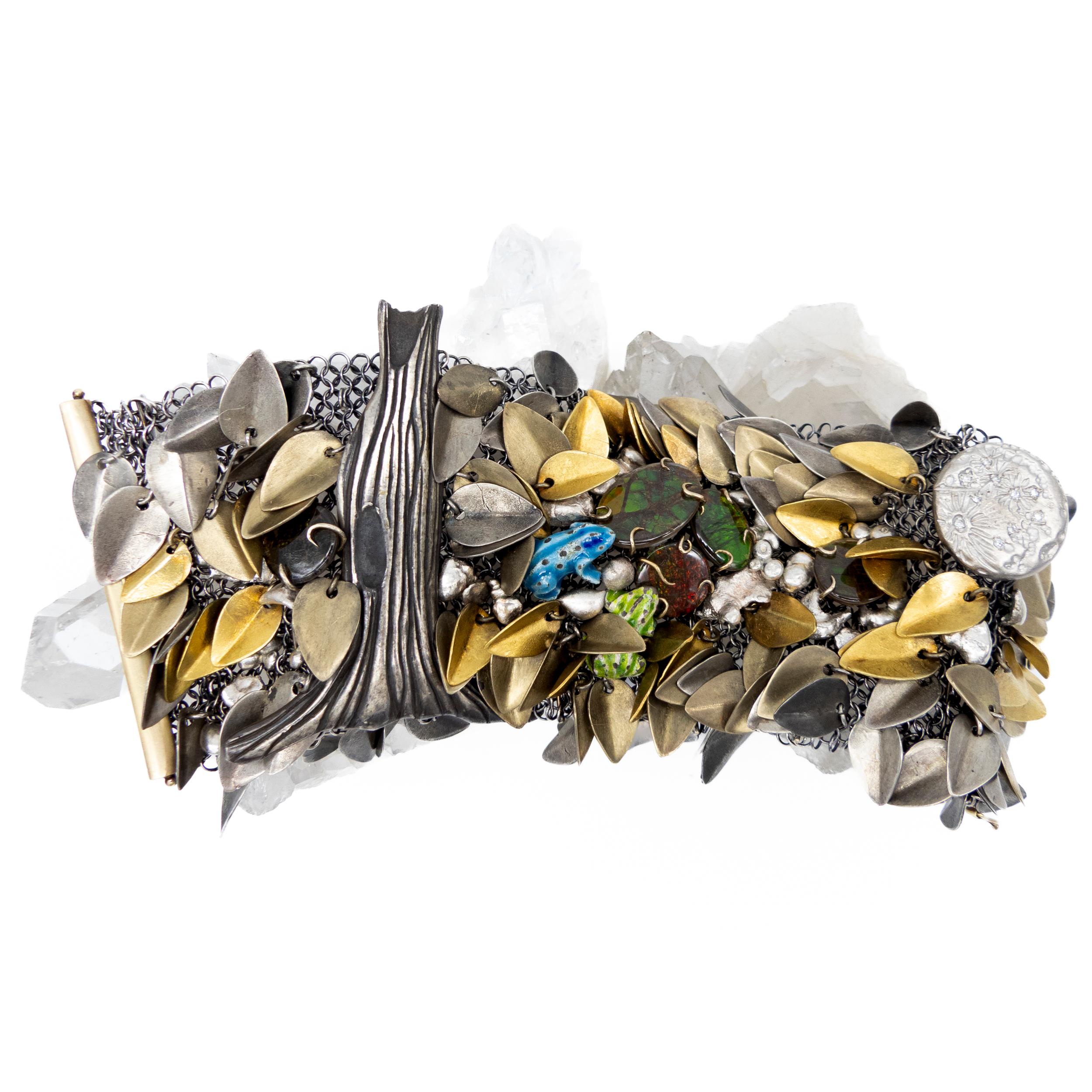 Bracelet du 21e siècle en maille d'argent, or jaune 18 carats, diamants et feuilles de grenouilles Pour femmes en vente