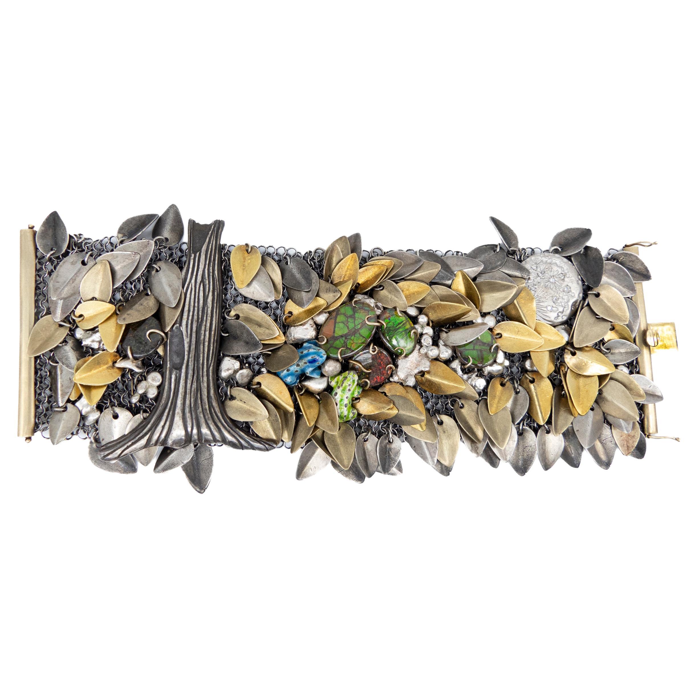 Bracelet du 21e siècle en maille d'argent, or jaune 18 carats, diamants et feuilles de grenouilles en vente