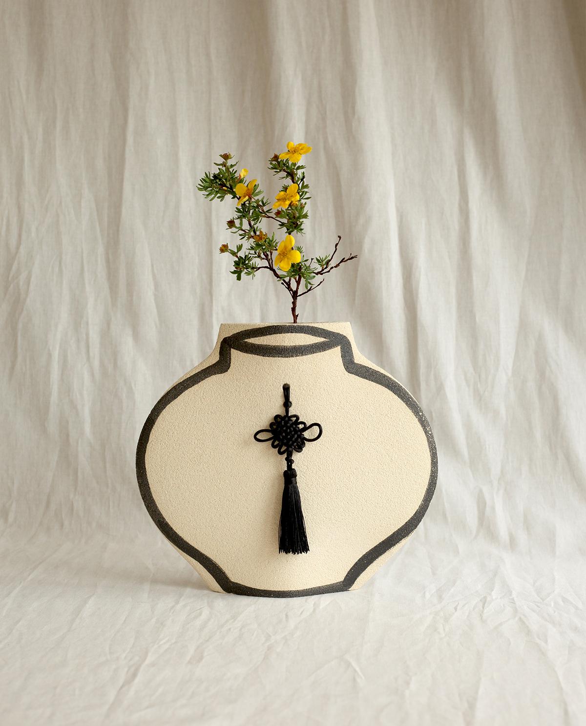 21st Century ‘Braided Lune’, in White Ceramic, Hand-Crafted in France In New Condition For Sale In Marchaux-Chaudefontaine, FR