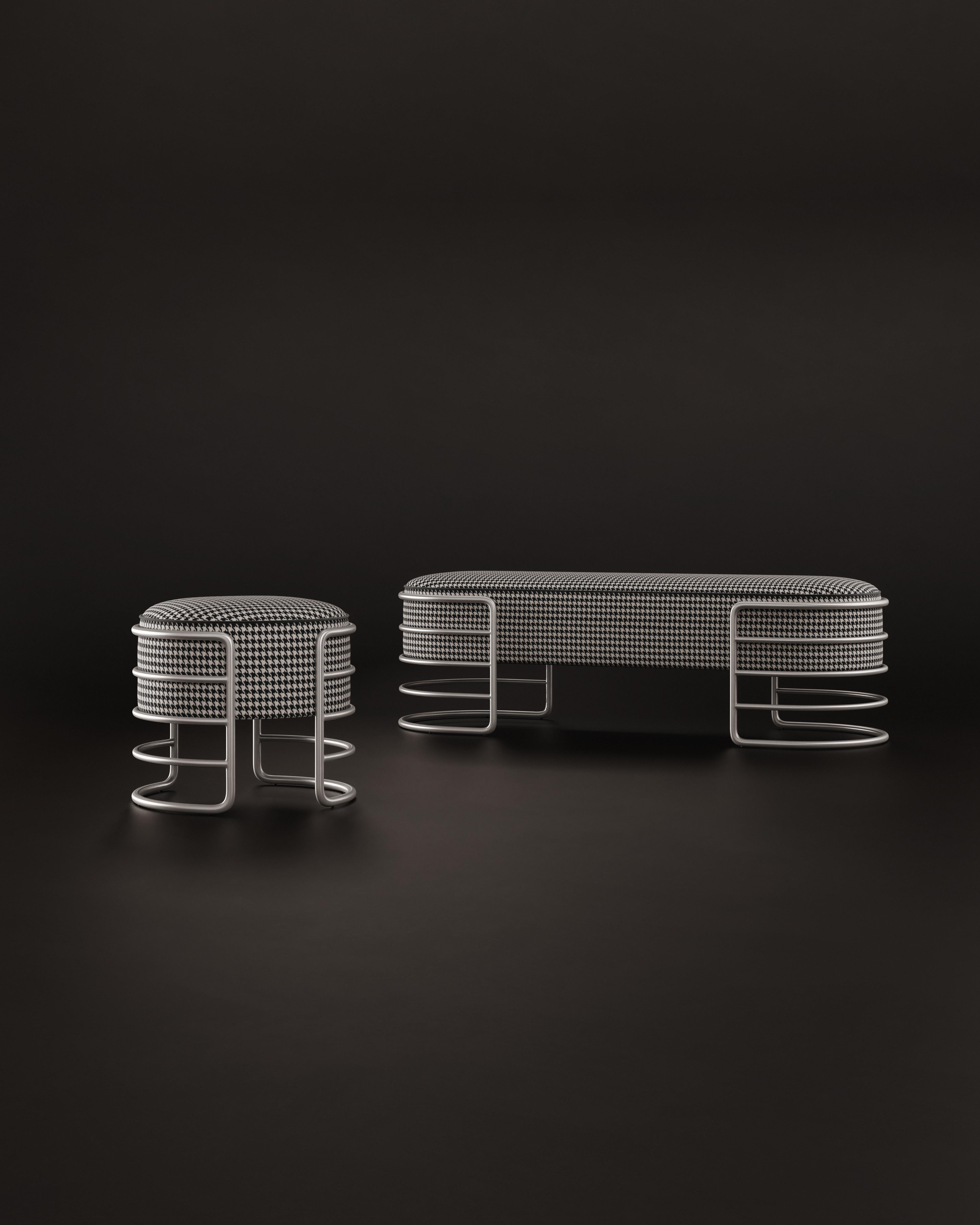 Acier Banc Eero du 21ème siècle en laiton et velours côtelé en vente