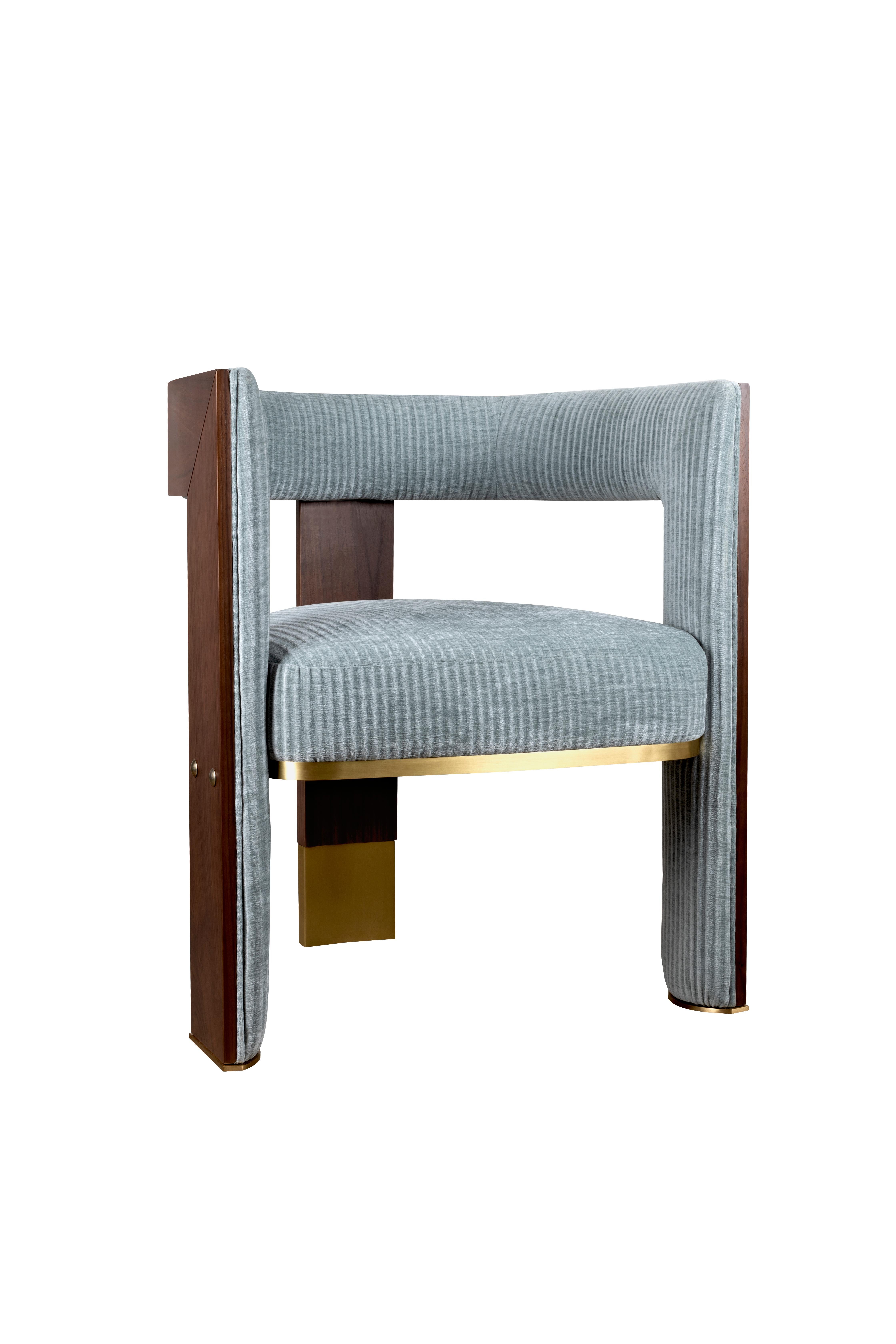 21st Century Brooklyn Dining Chair Black Walnut Linen Aged Brushed Brass In New Condition For Sale In RIO TINTO, PT