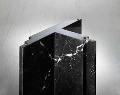 21e siècle par Arch.Natalini table ANTIQUARIA avec bases en marbre et plateau en cristal