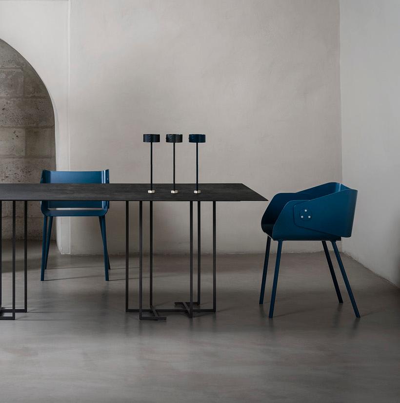 21st Century by Ce Studio Table à manger en acier finition artisanale sur mesure Neuf - En vente à Lecce, IT
