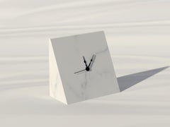 Horloge en marbre "OROLOGIO 6" du 21e siècle par Elda Lippi