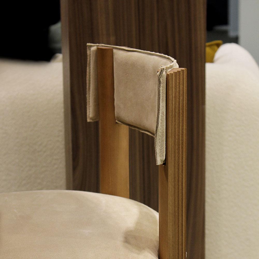 Chaise moderne contemporaine 111 en bois et tissu, ensemble de 2 pièces par Collector Studio Neuf - En vente à Castelo da Maia, PT