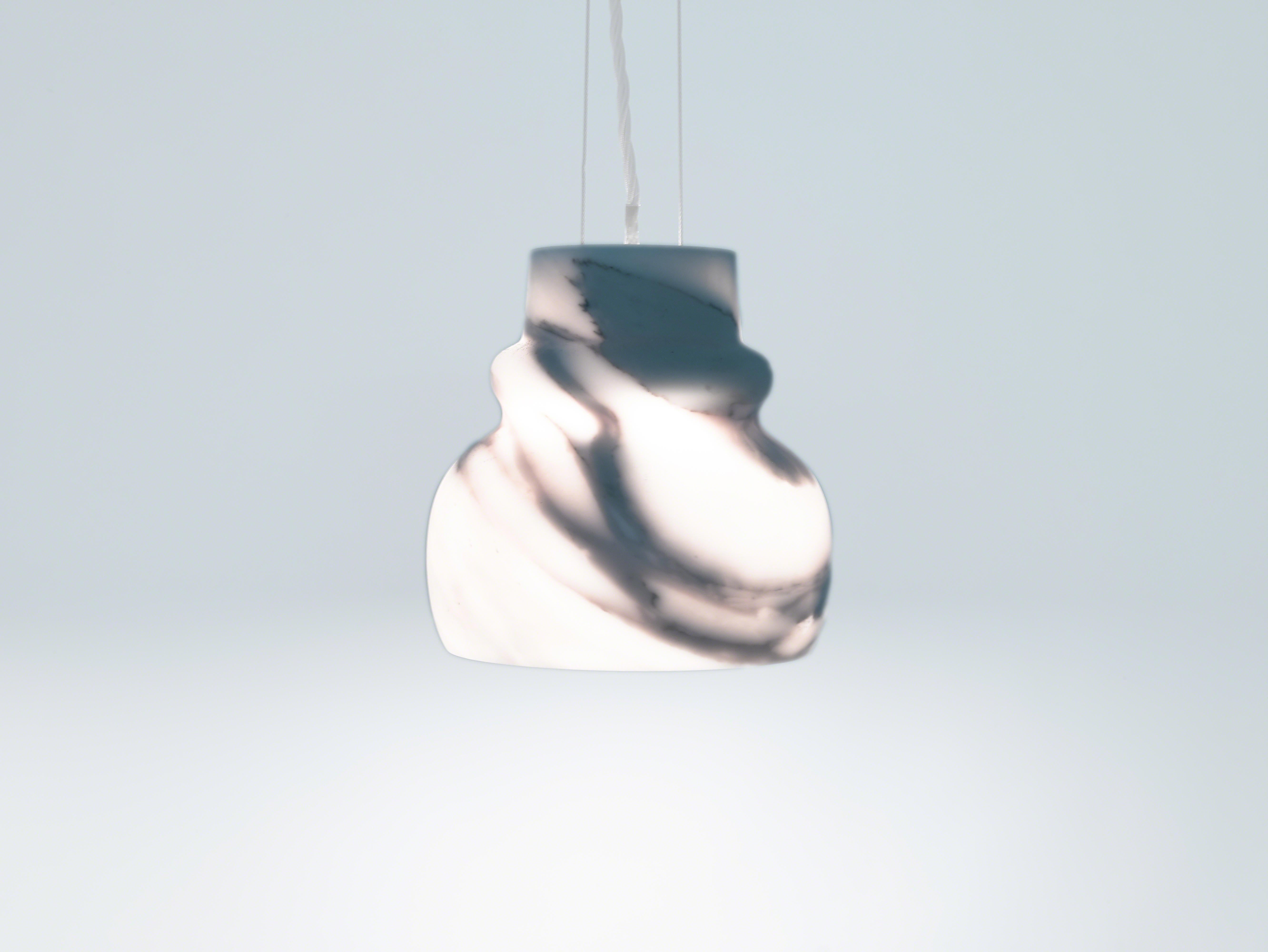 21st Century by Feix & Merlin Wentworth Marble Pendant Lamp Light in Calacatta For Sale 4