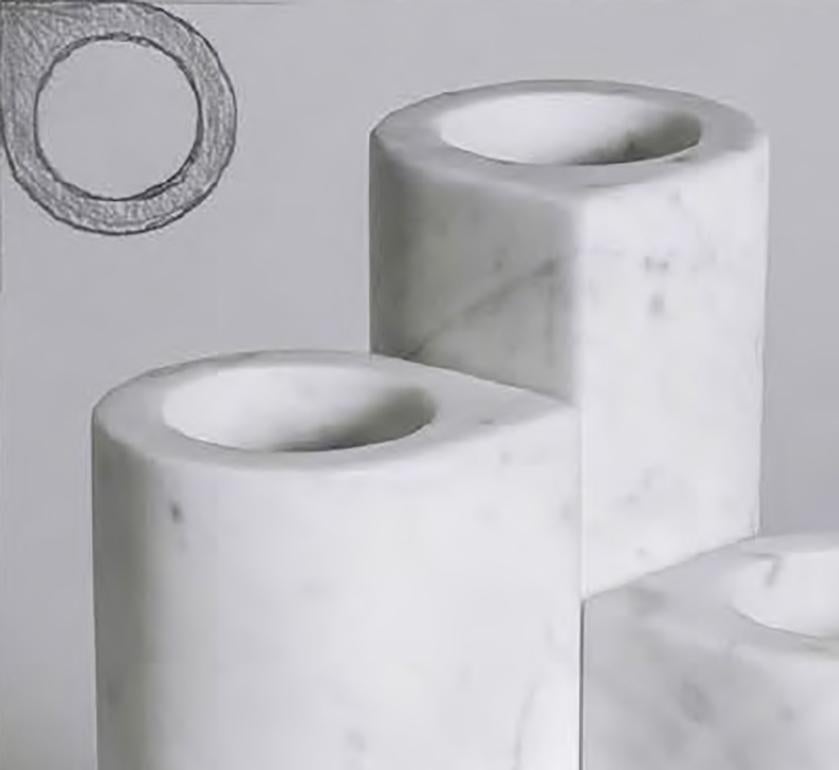 Marmorvasen „PRISMI“ des 21. Jahrhunderts von Marco Marino, Tafelaufsätze aus weißem Carrara (Handgefertigt) im Angebot