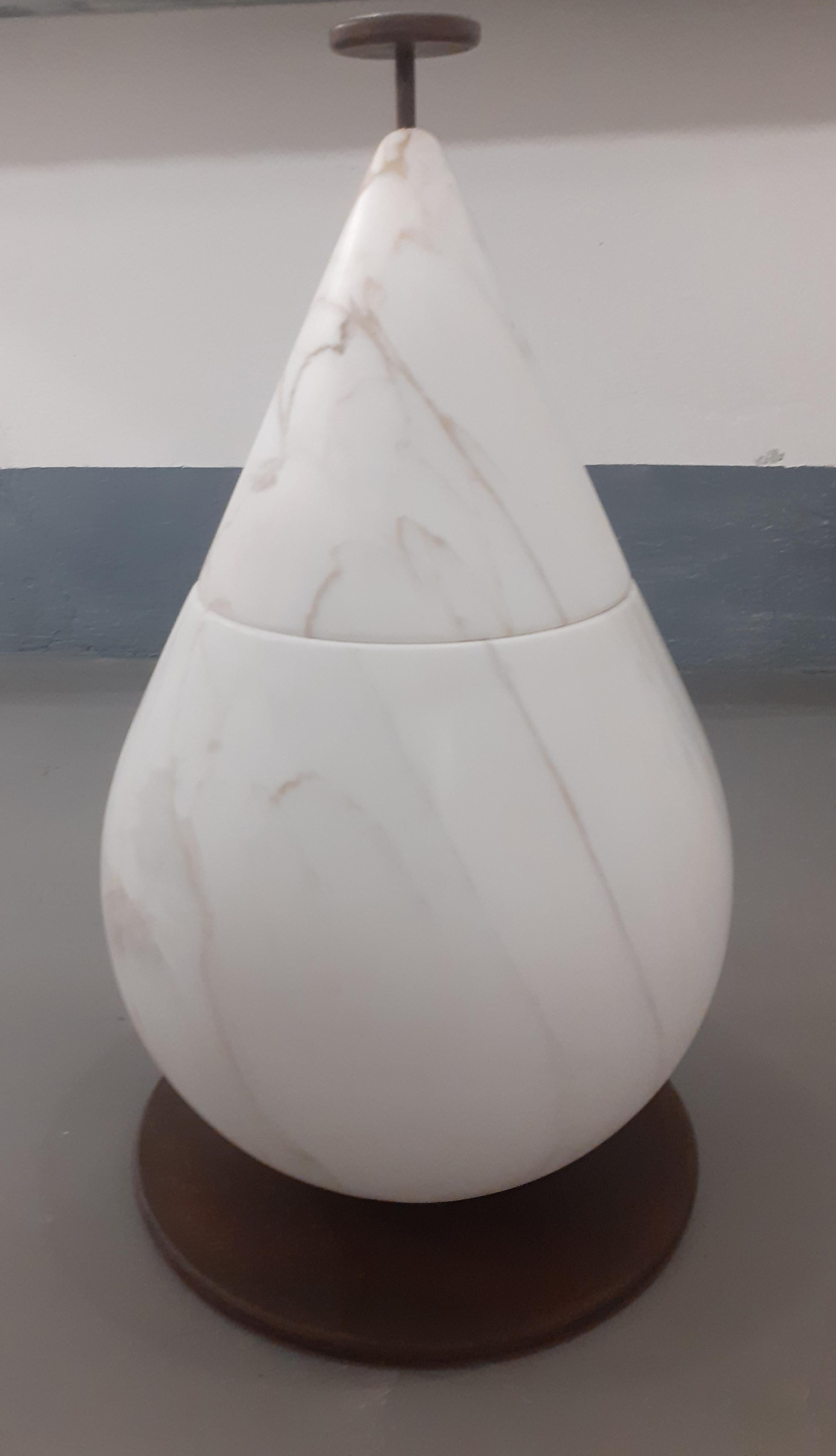 Sculpture marble vase 