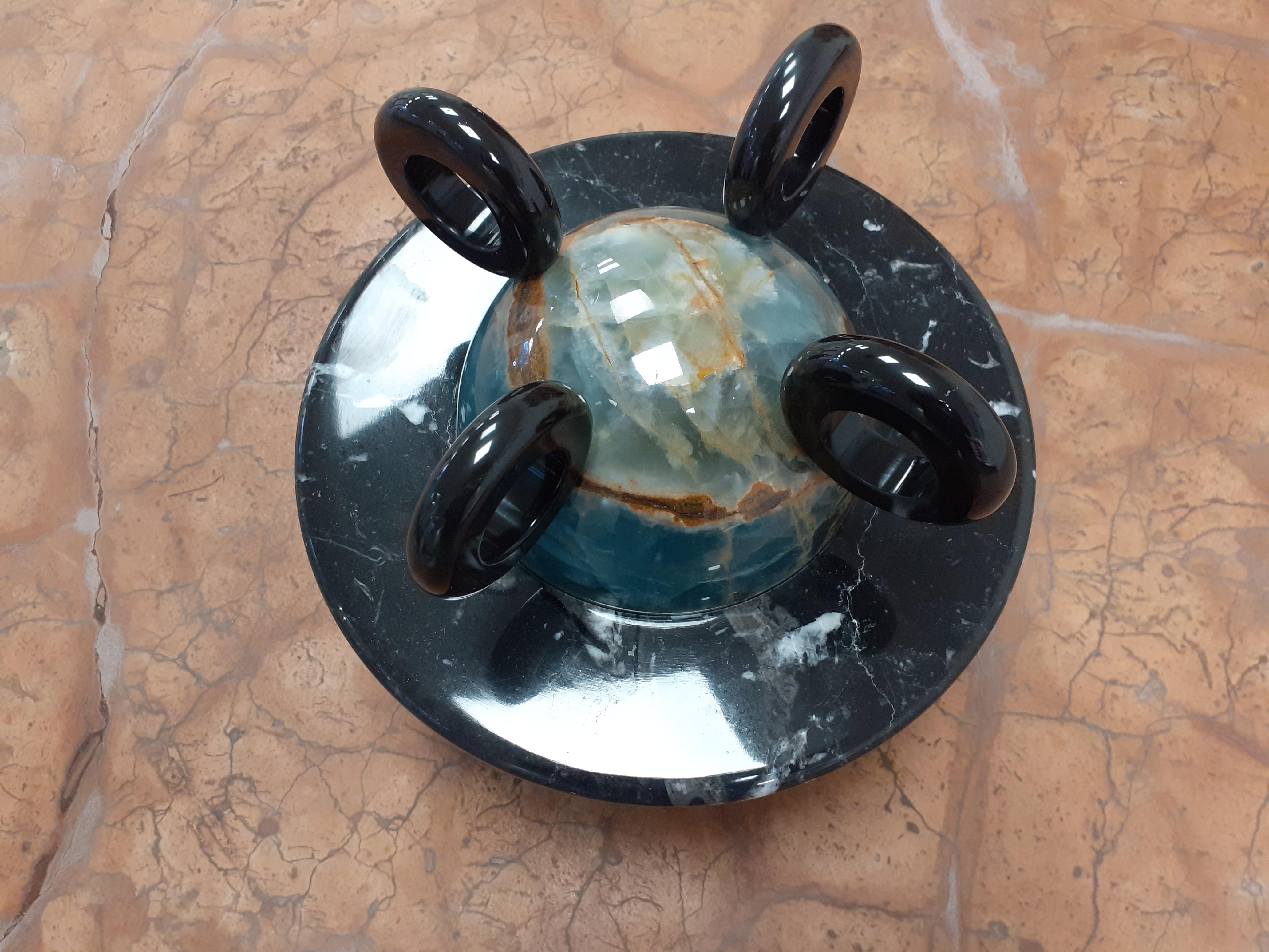 21st Century by Michele De Lucchi Black Marble and Green Onix Kandla Centerpiece In New Condition For Sale In massa, IT