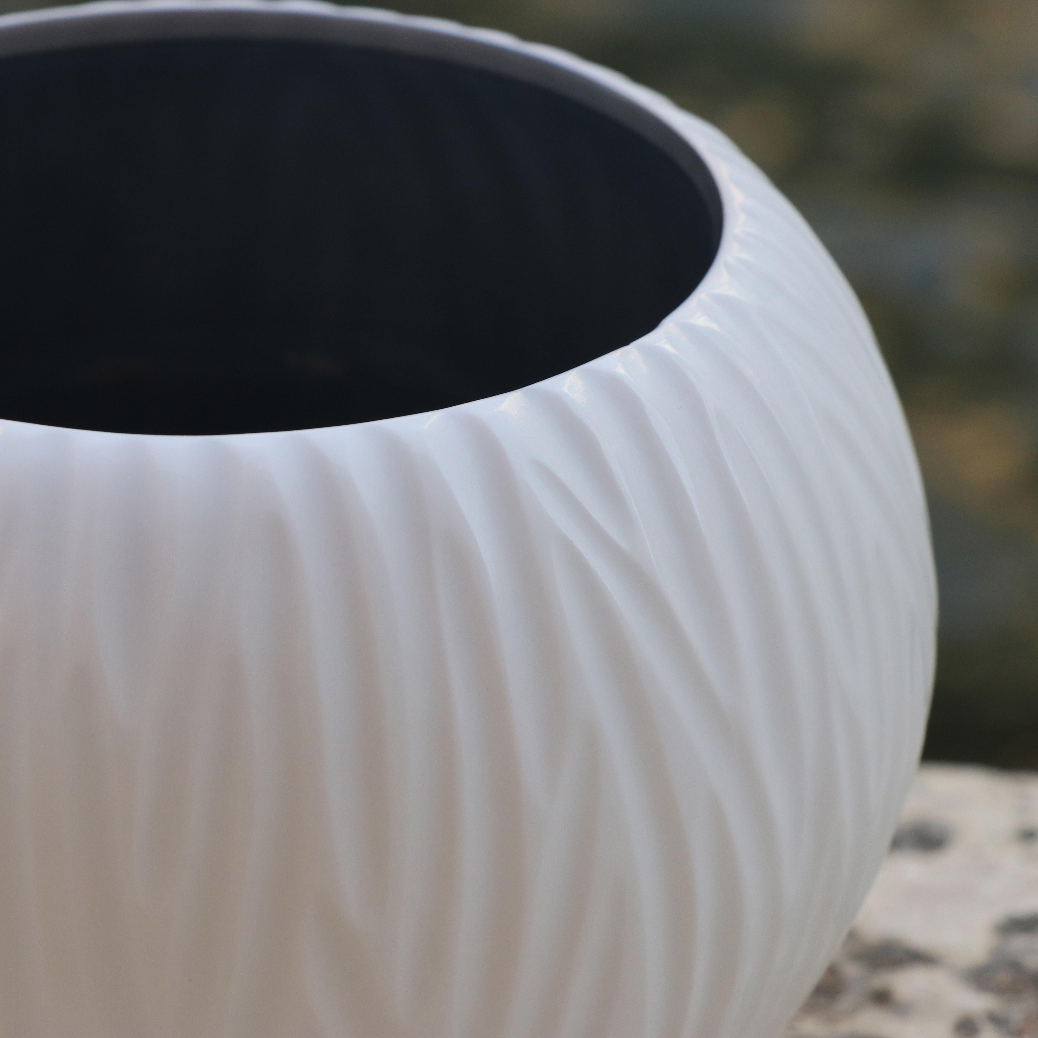 Modern 21st Century by Micheluzzi Glass Bocia White Vase Handmade Murano Glass For Sale