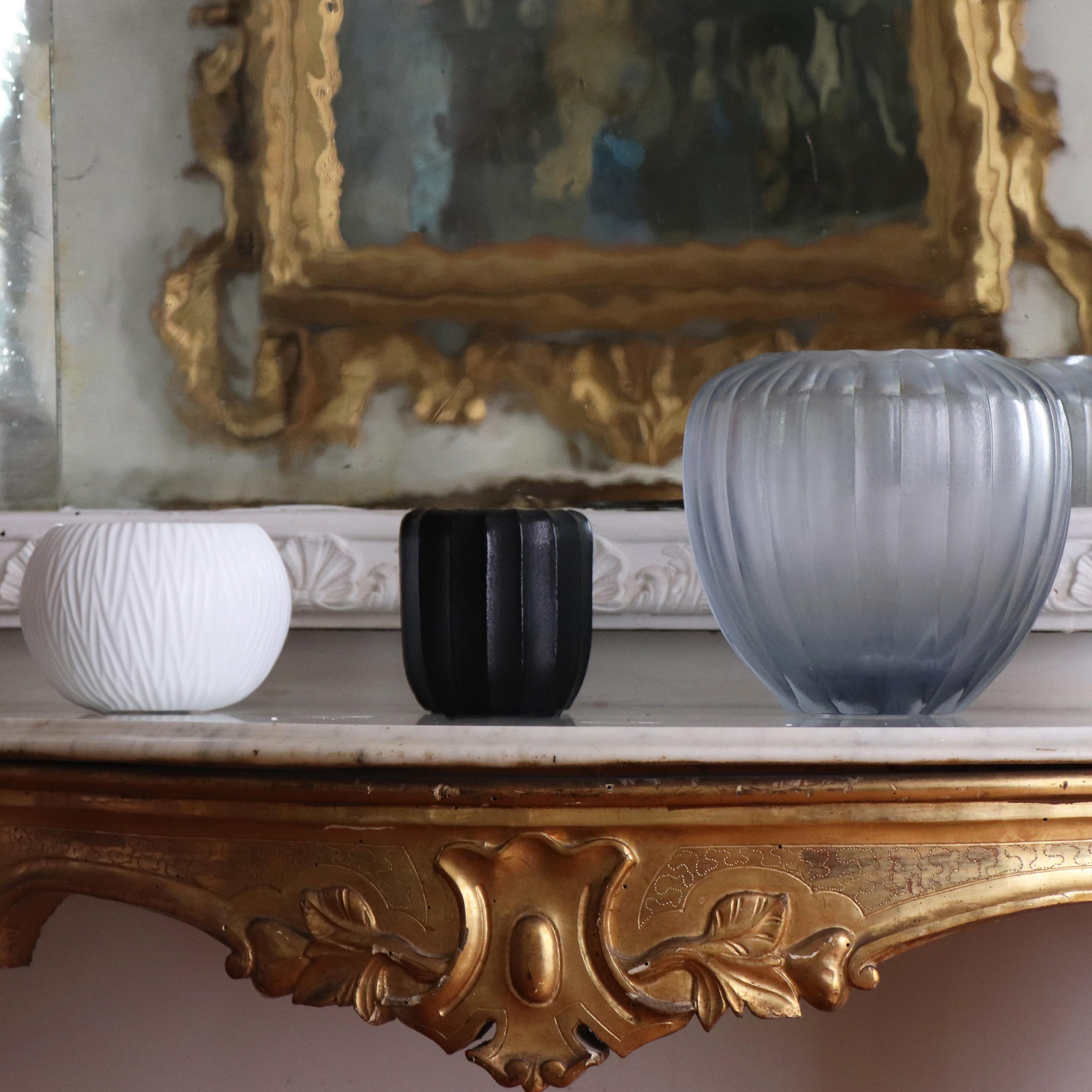 21st Century by Micheluzzi Glass Bocia White Vase Handmade Murano Glass In New Condition For Sale In Venice, IT