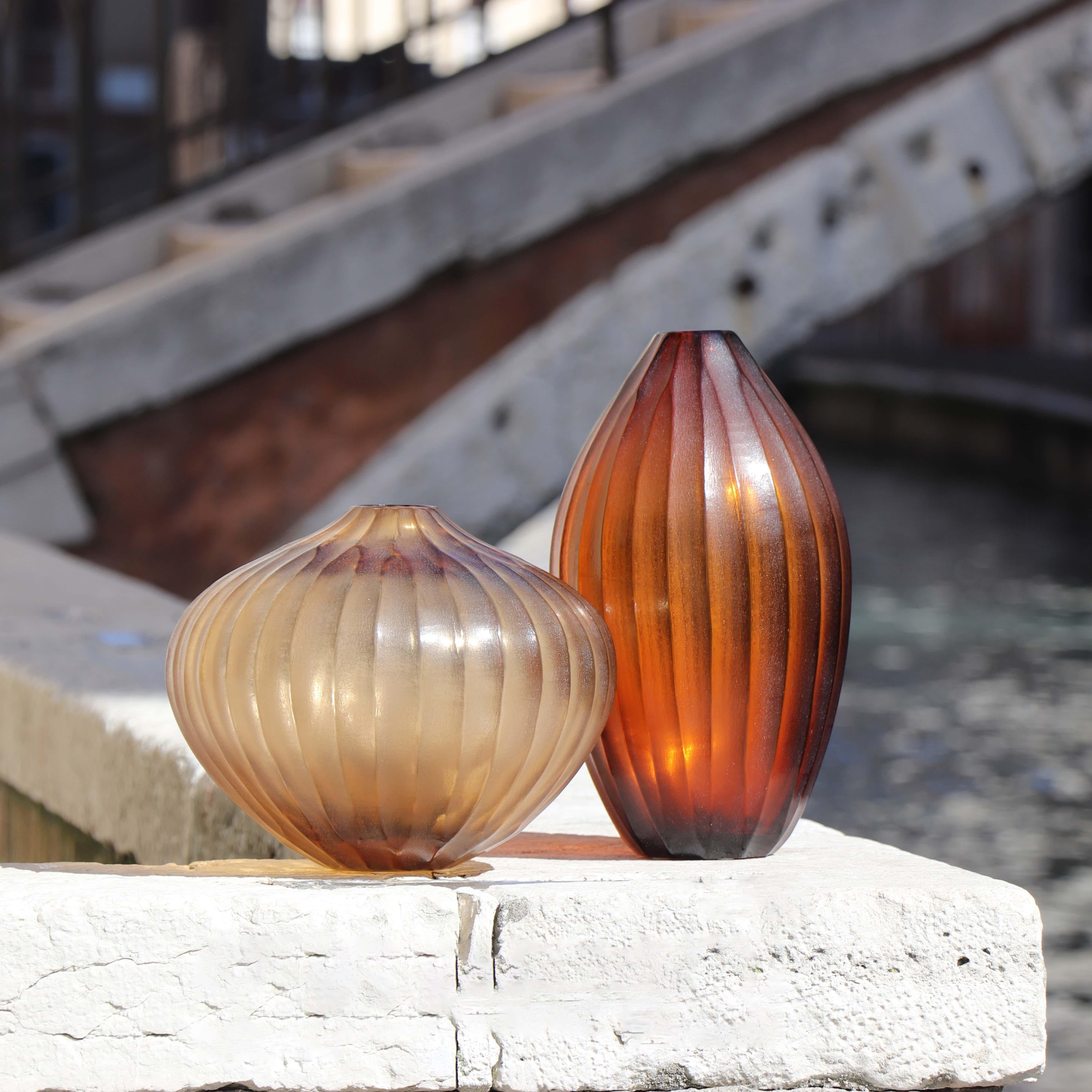 Hand-Carved 21st Century by Micheluzzi Glass Bulbo Honey Vase Handmade Murano Glass For Sale