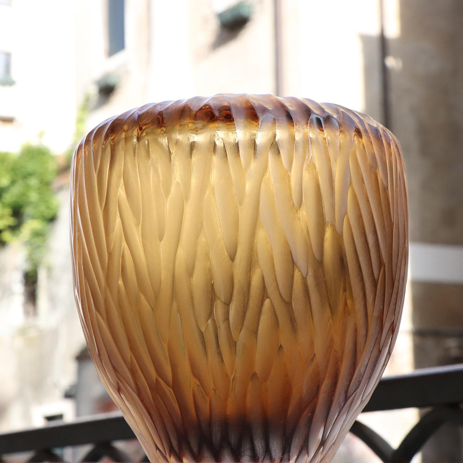 21st Century by Micheluzzi Glass Goccia Honey Vase Handmade Murano Glass In New Condition In Venice, IT