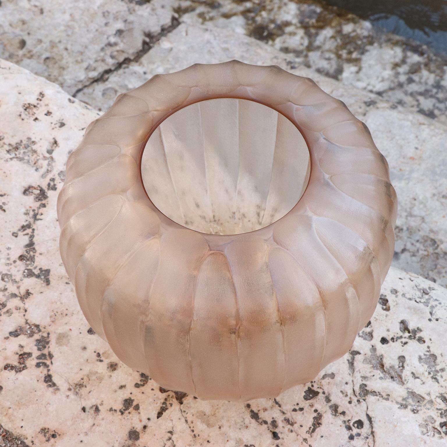 Modern 21st Century by Micheluzzi Glass Goccia Light Pink Vase Handmade Murano Glass For Sale