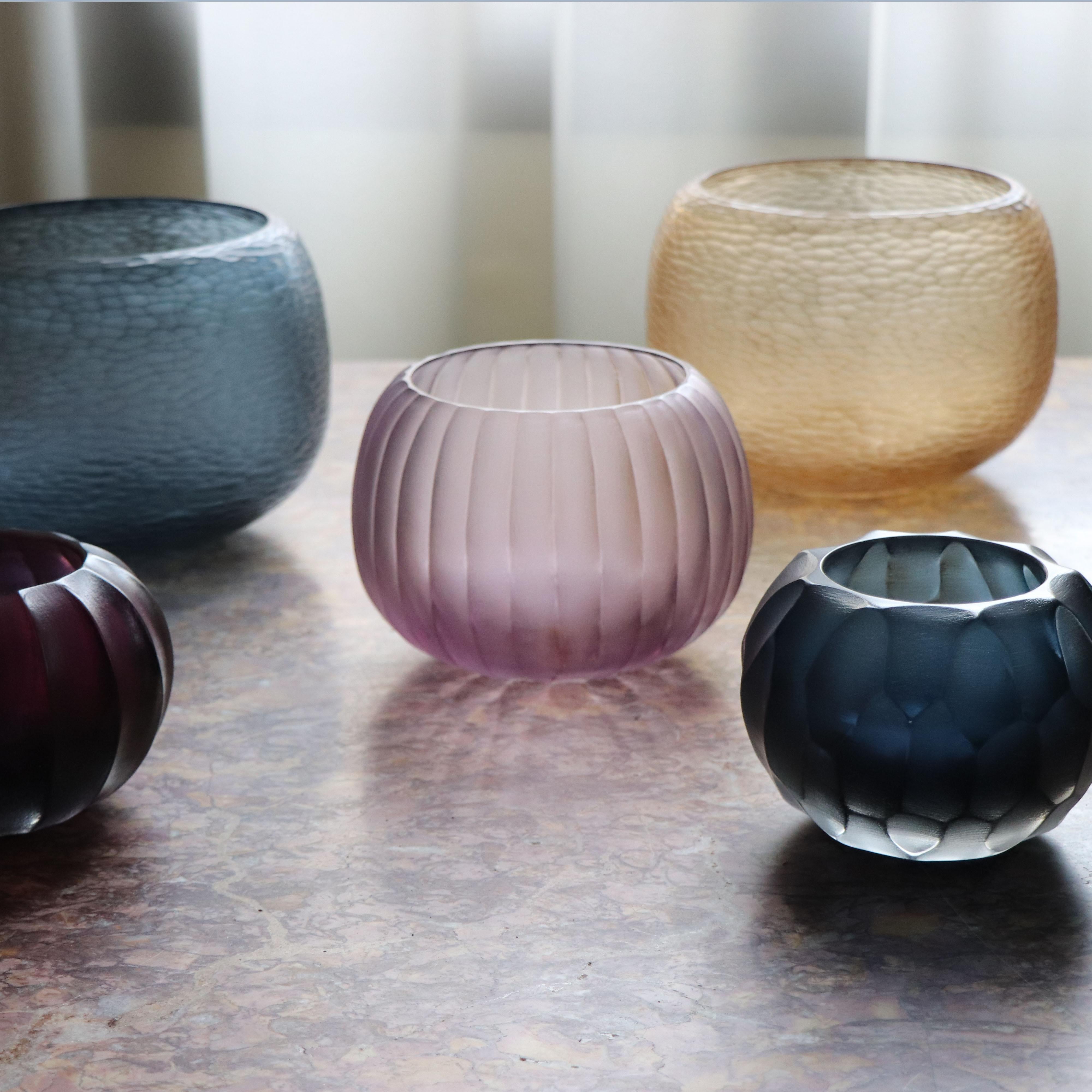 Hand-Carved 21st Century by Micheluzzi Glass Puffo Light Amethyst Vase Handmade Murano Glass