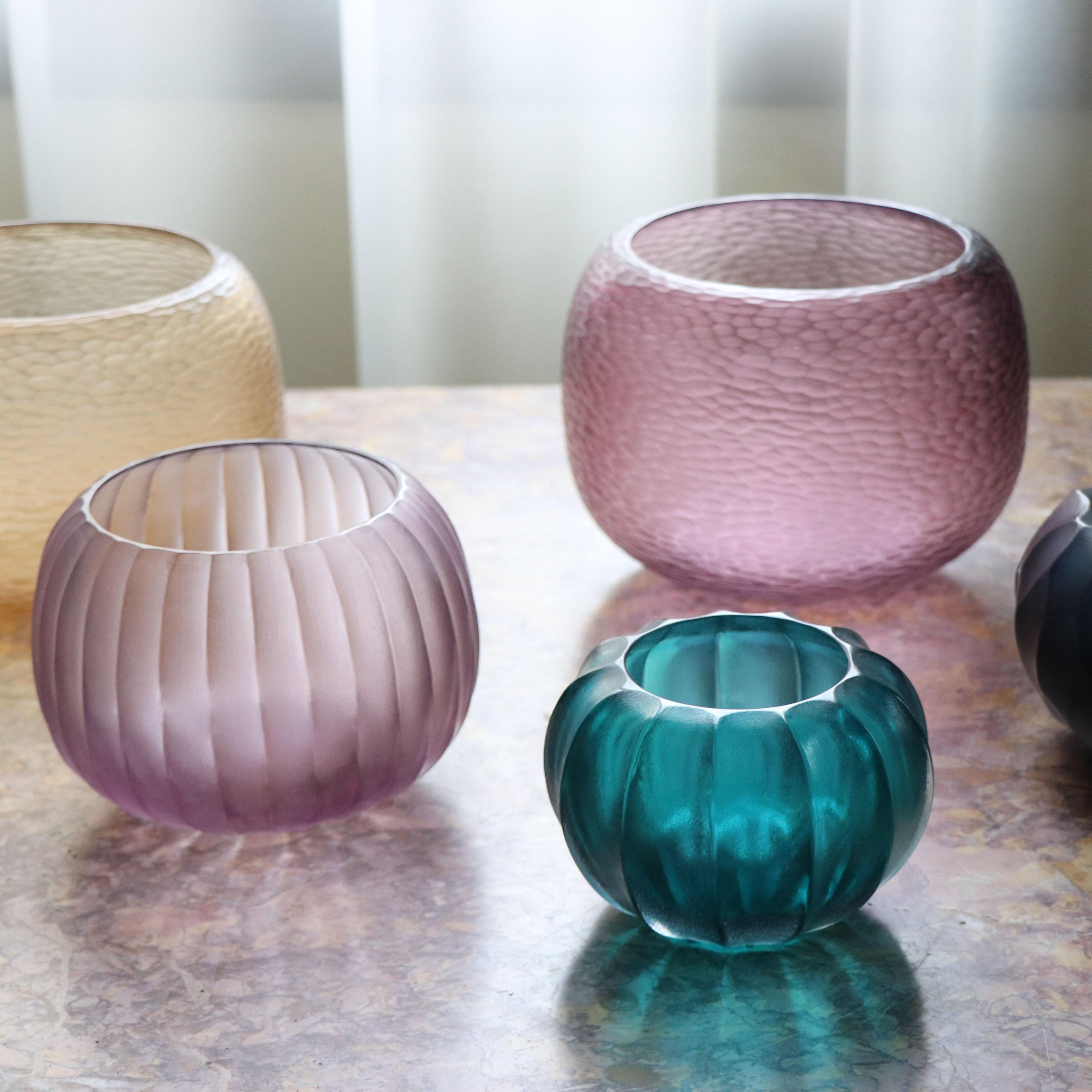 21st Century by Micheluzzi Glass Puffo Light Amethyst Vase Handmade Murano Glass In New Condition In Venice, IT