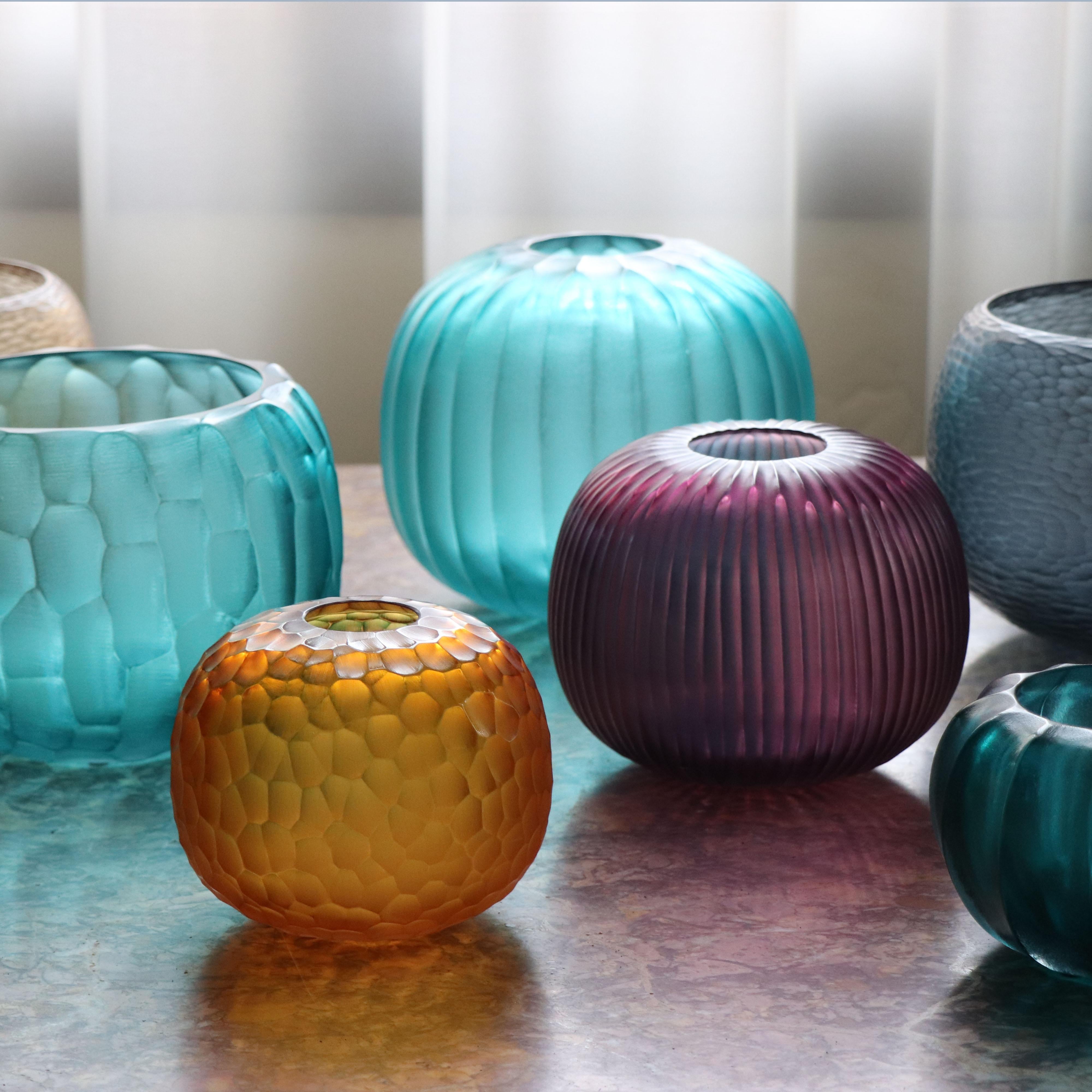 Contemporary 21st Century by Micheluzzi Glass Riccio Amethyst Vase Handmade Murano Glass