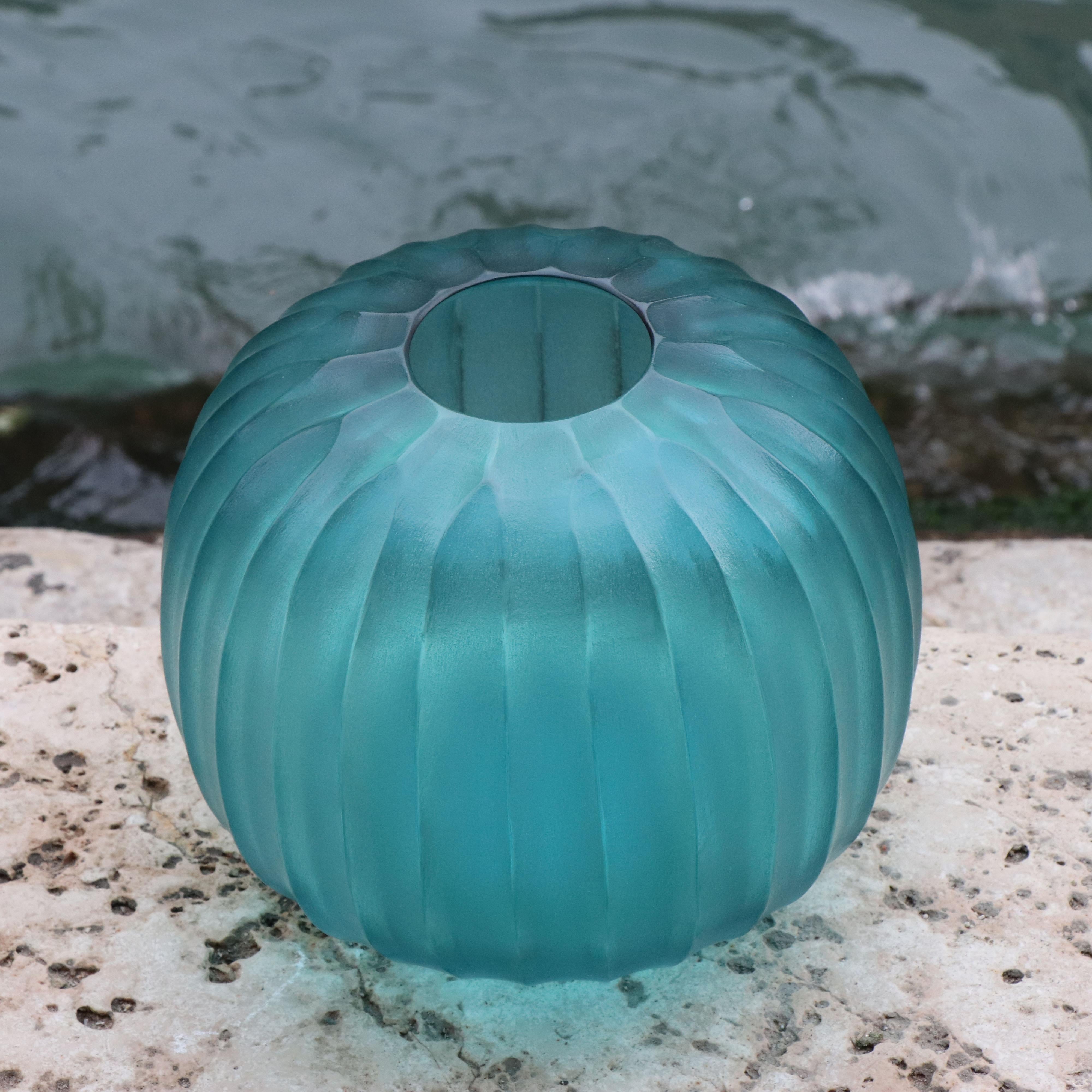 Modern 21st Century by Micheluzzi Glass Riccio Smeraldo Vase Handmade Murano Glass