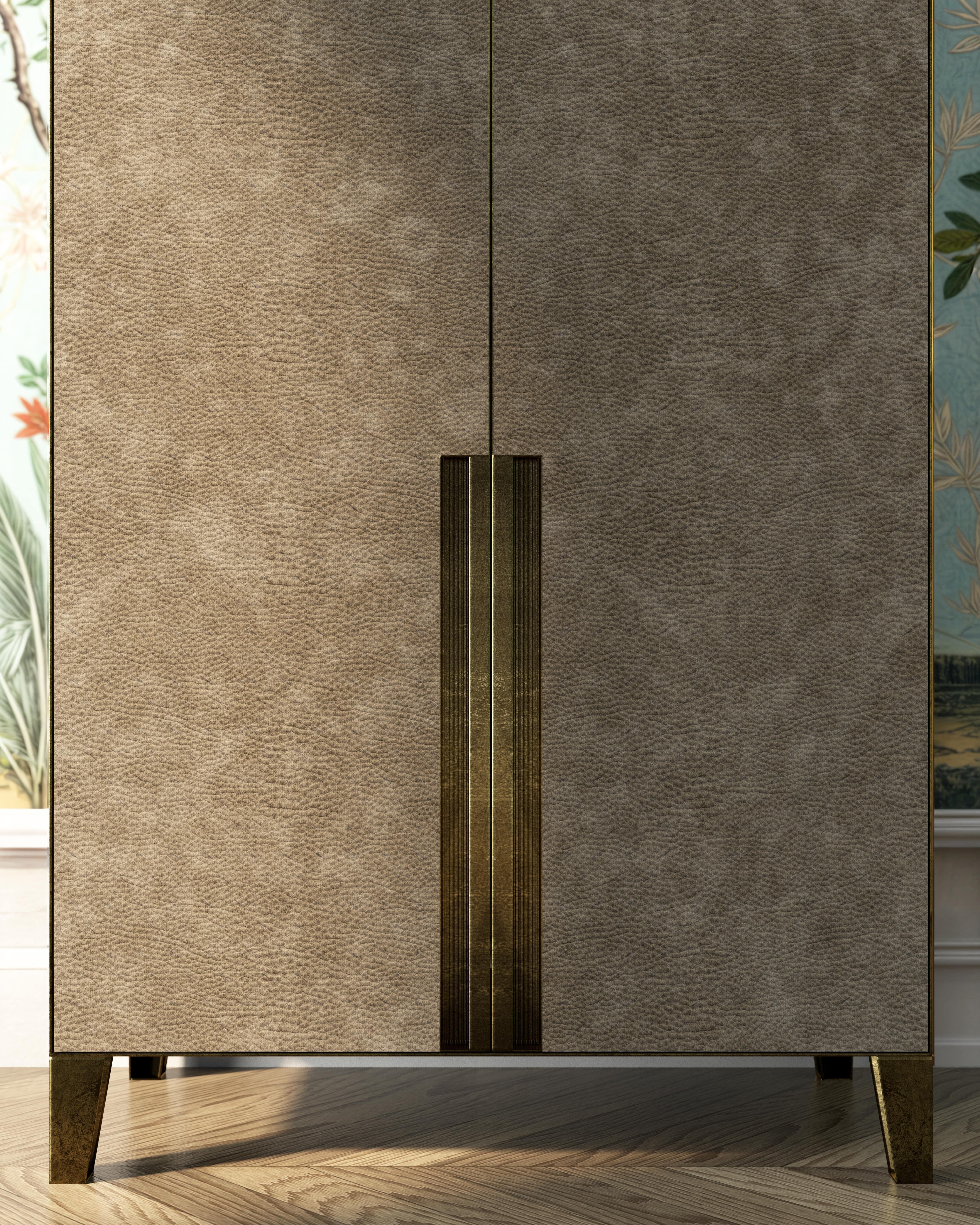 21st Century by Pelizzari Studio Etched Brass Sideboard Alcantara Doors In New Condition For Sale In Brescia, IT