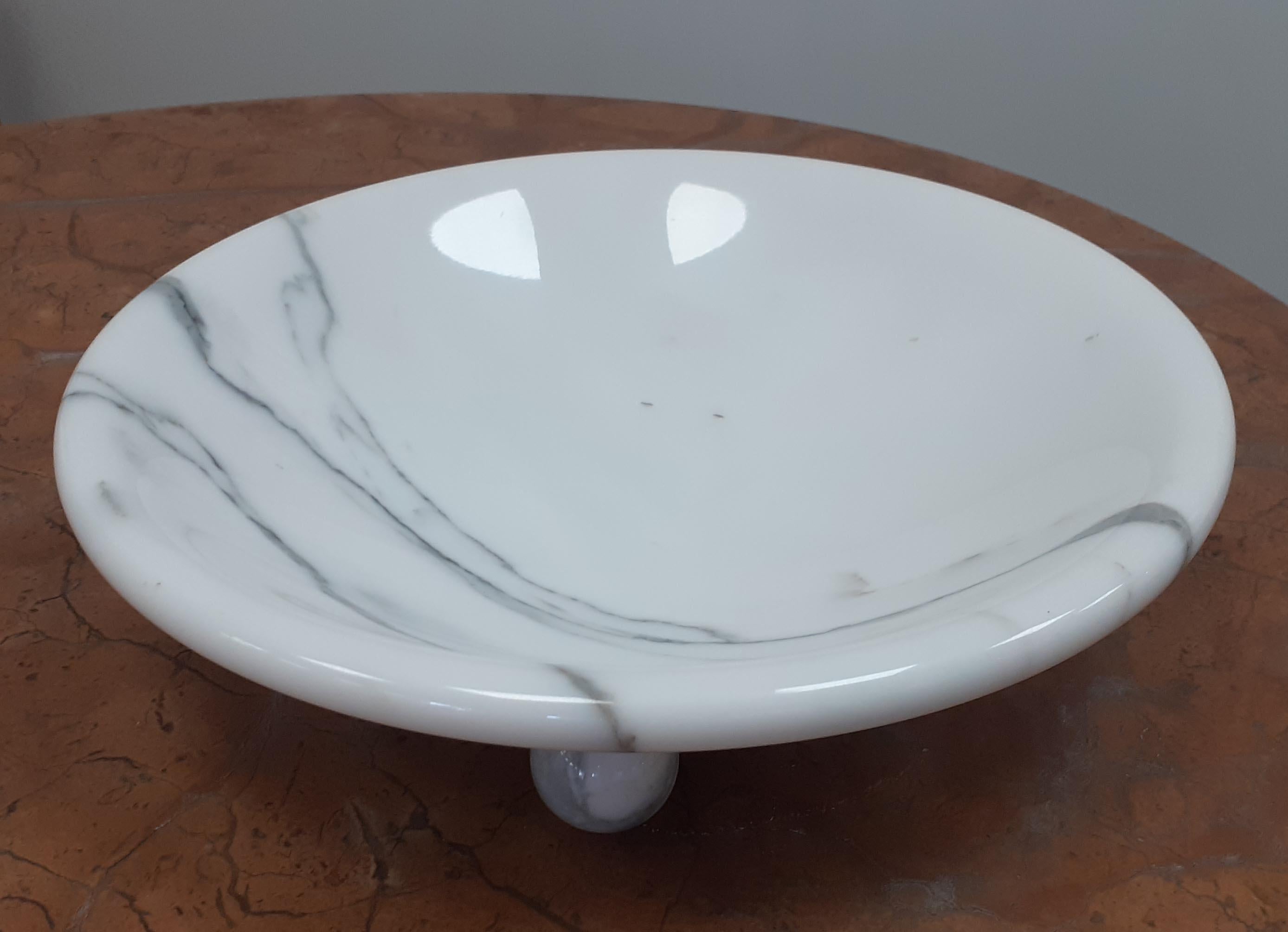 Modern 21st Century by Sergio Asti Marble Fruit Bowl Centerpiece in White Carrara For Sale
