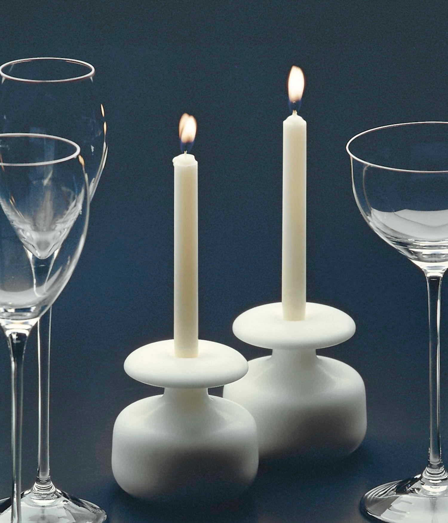 Up & Up „Micene“ Marmor-Kerzenhalter aus weißem Carrara-Marmor, 21. Jahrhundert (Moderne) im Angebot