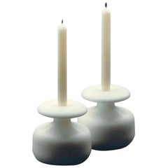 Up & Up „Micene“ Marmor-Kerzenhalter aus weißem Carrara-Marmor, 21. Jahrhundert