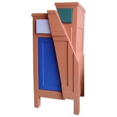 Armadio-scultura del XXI secolo con colori contemporanei blu-verde-rosso in Wood-Resin