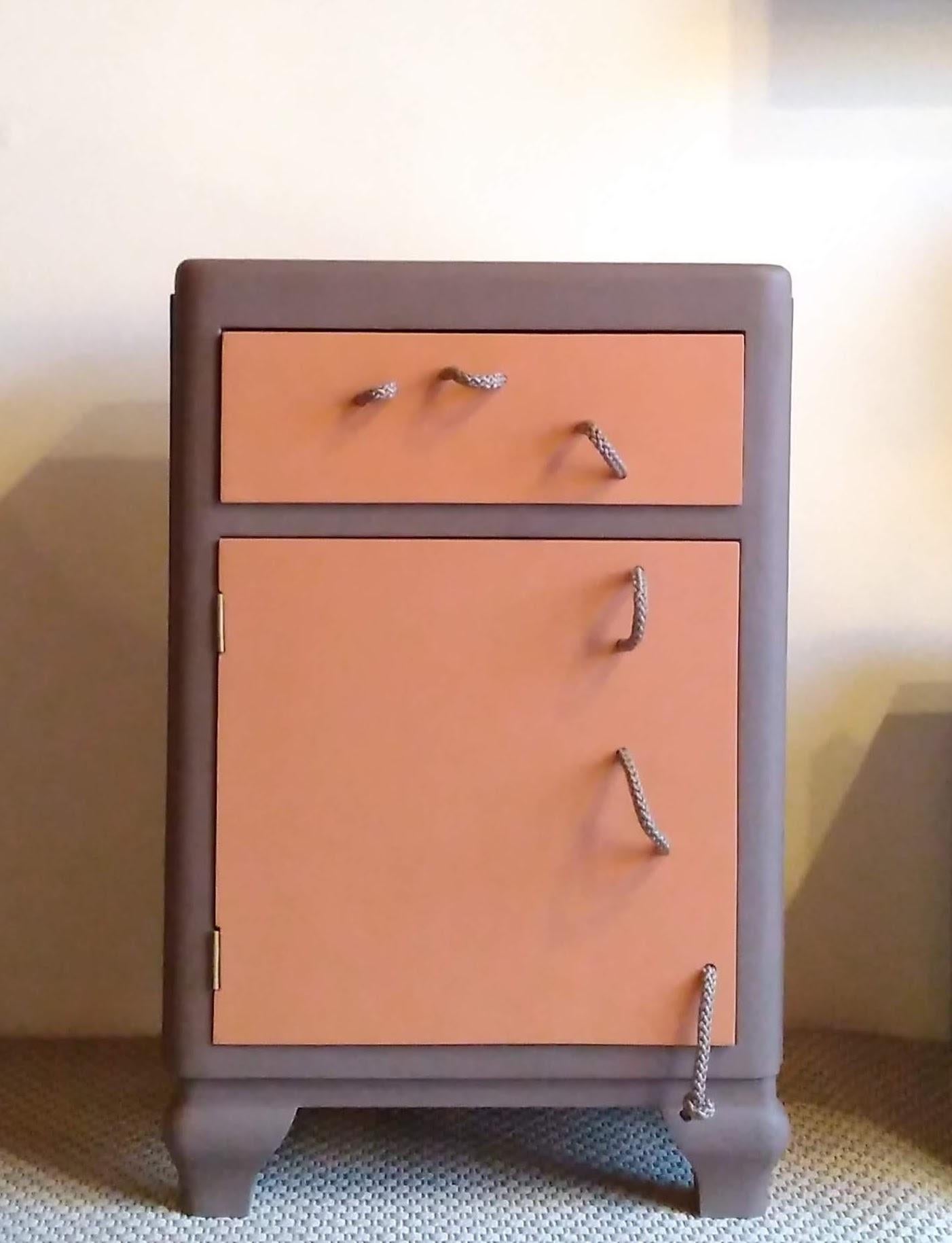 21st Century Cabinet-Sculpture Contemporary Brown-Orange in Holz und Harz (Organische Moderne) im Angebot