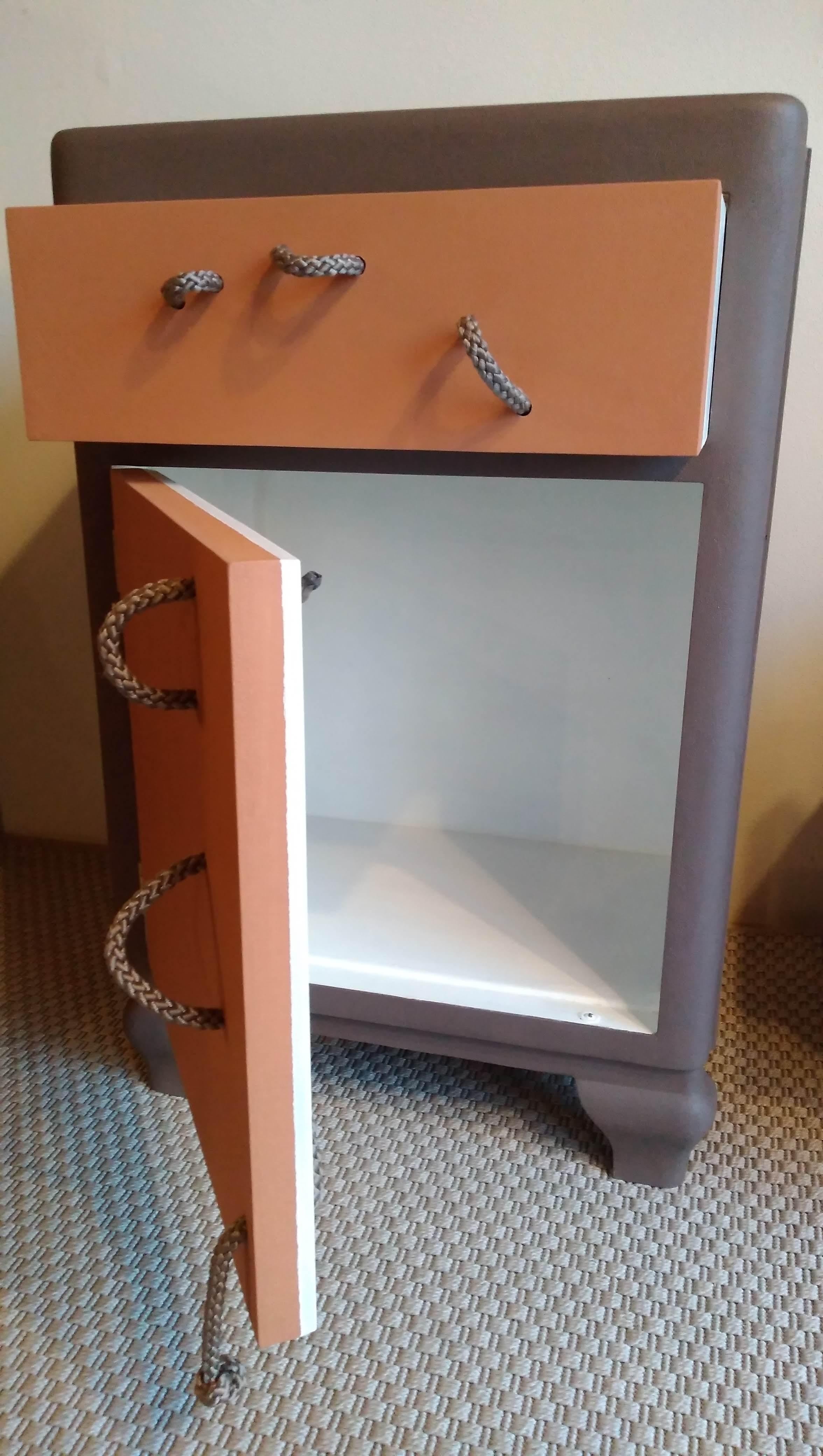 21st Century Cabinet-Sculpture Contemporary Brown-Orange in Wood and Resin In Good Condition For Sale In Budoia, IT