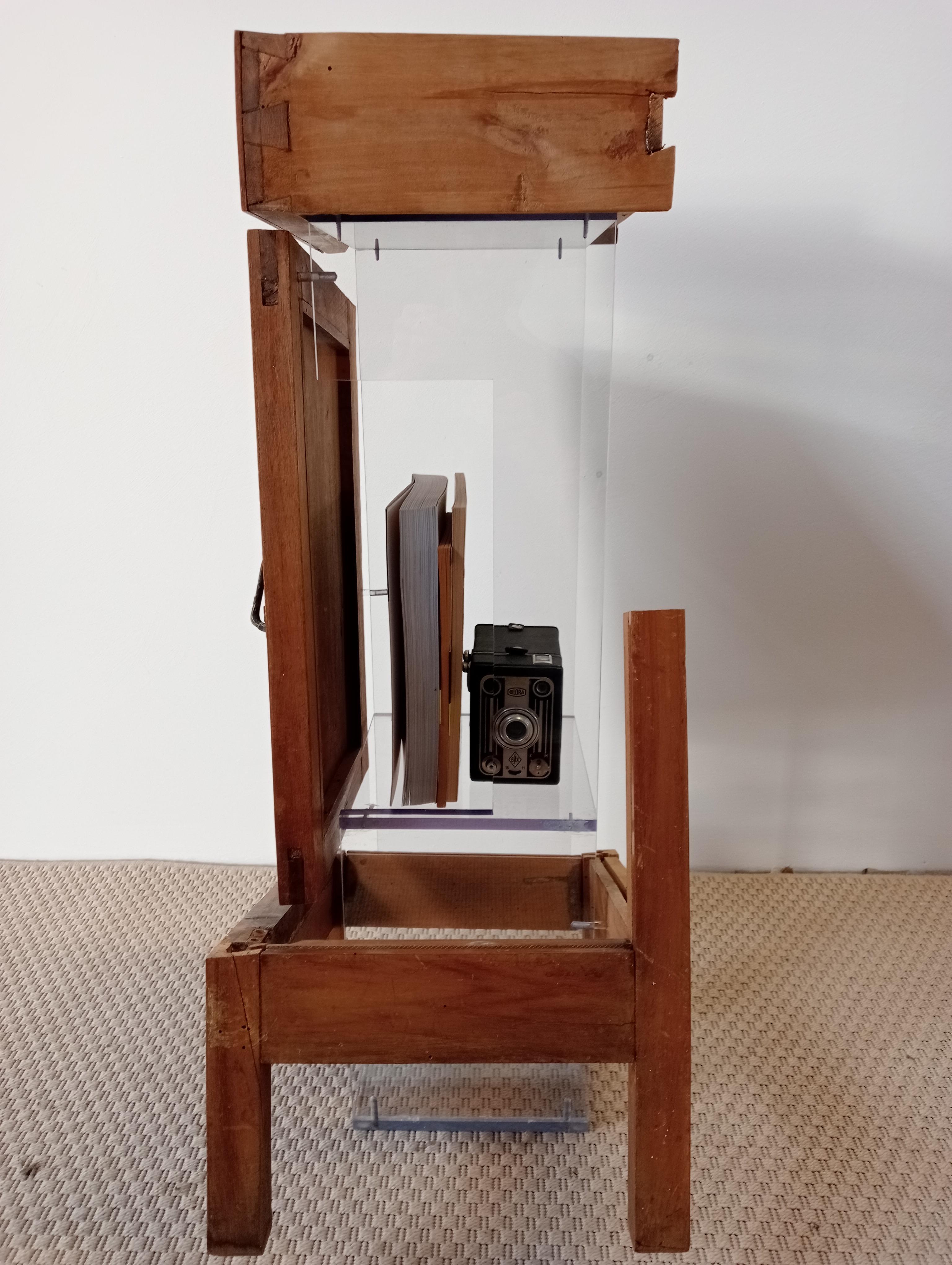 21st Century Cabinet Sculpture Contemporary Italian Design Wood & Plexiglass im Angebot 2