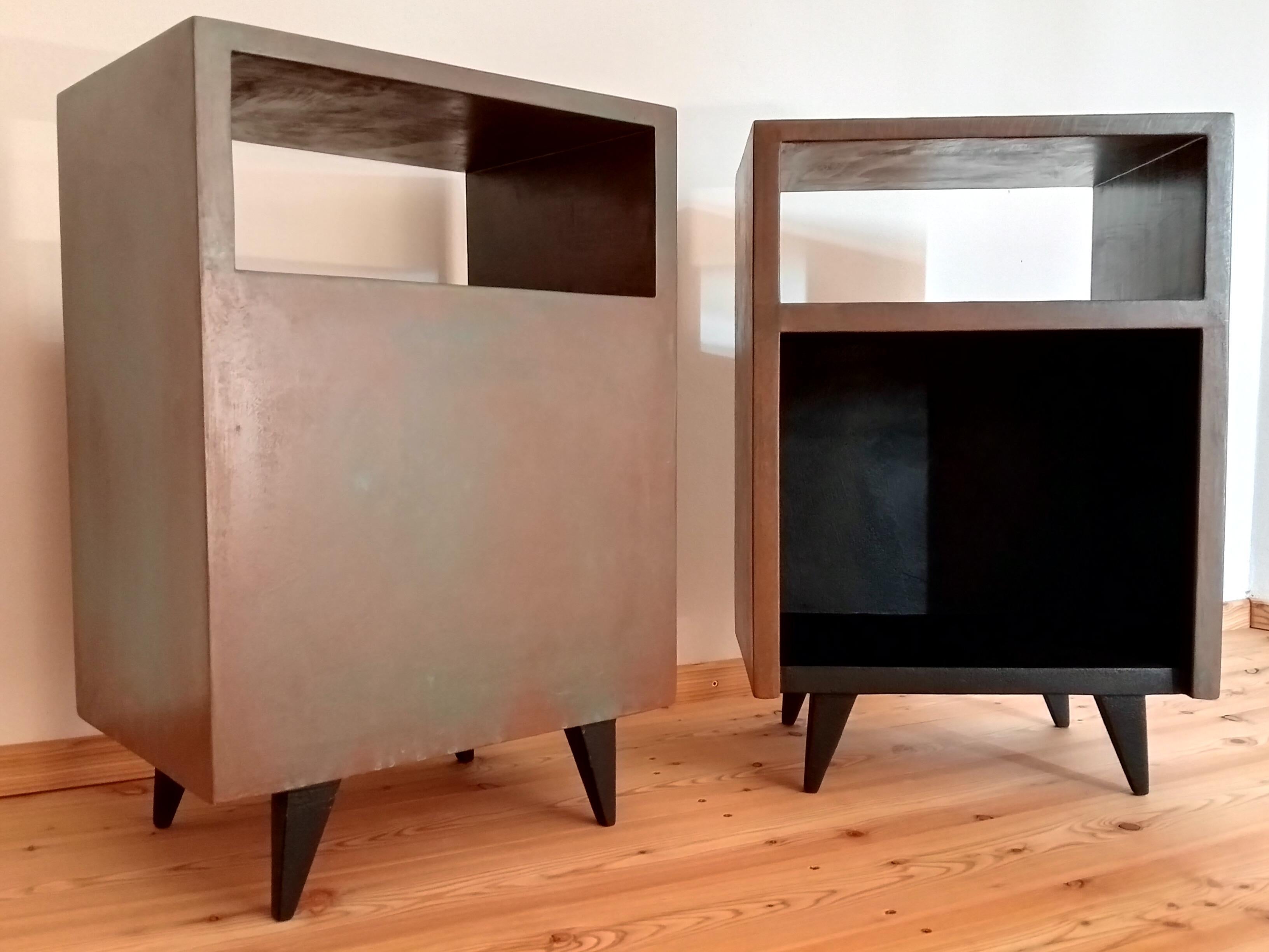 Two Night Tables Italian Design Handcrafted Contemporary Wood and Oxidized Resin For Sale 5