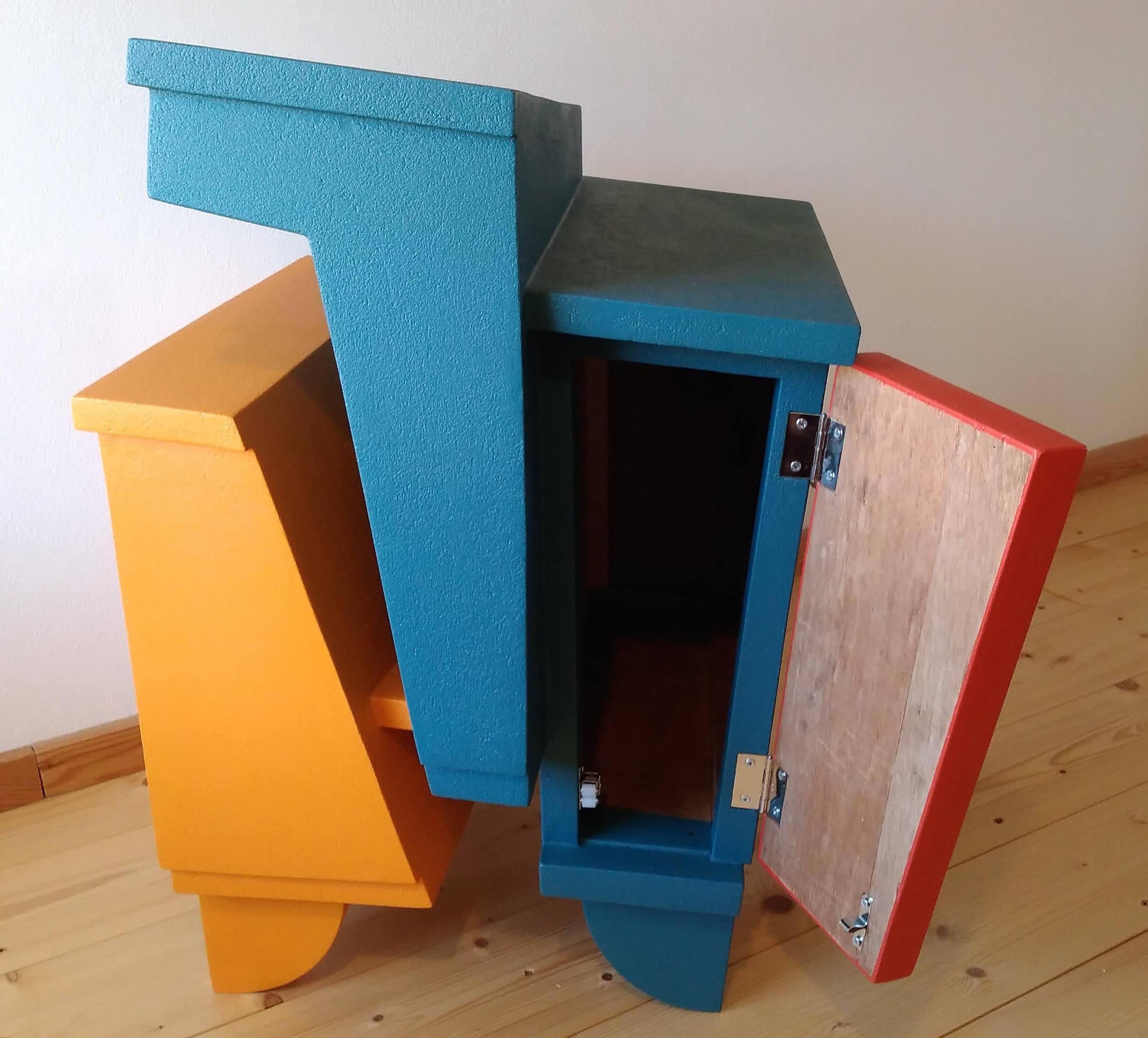 21st Century Italian Cabinet-Sculpture Contemporary in Wood and Colored Resin For Sale 2