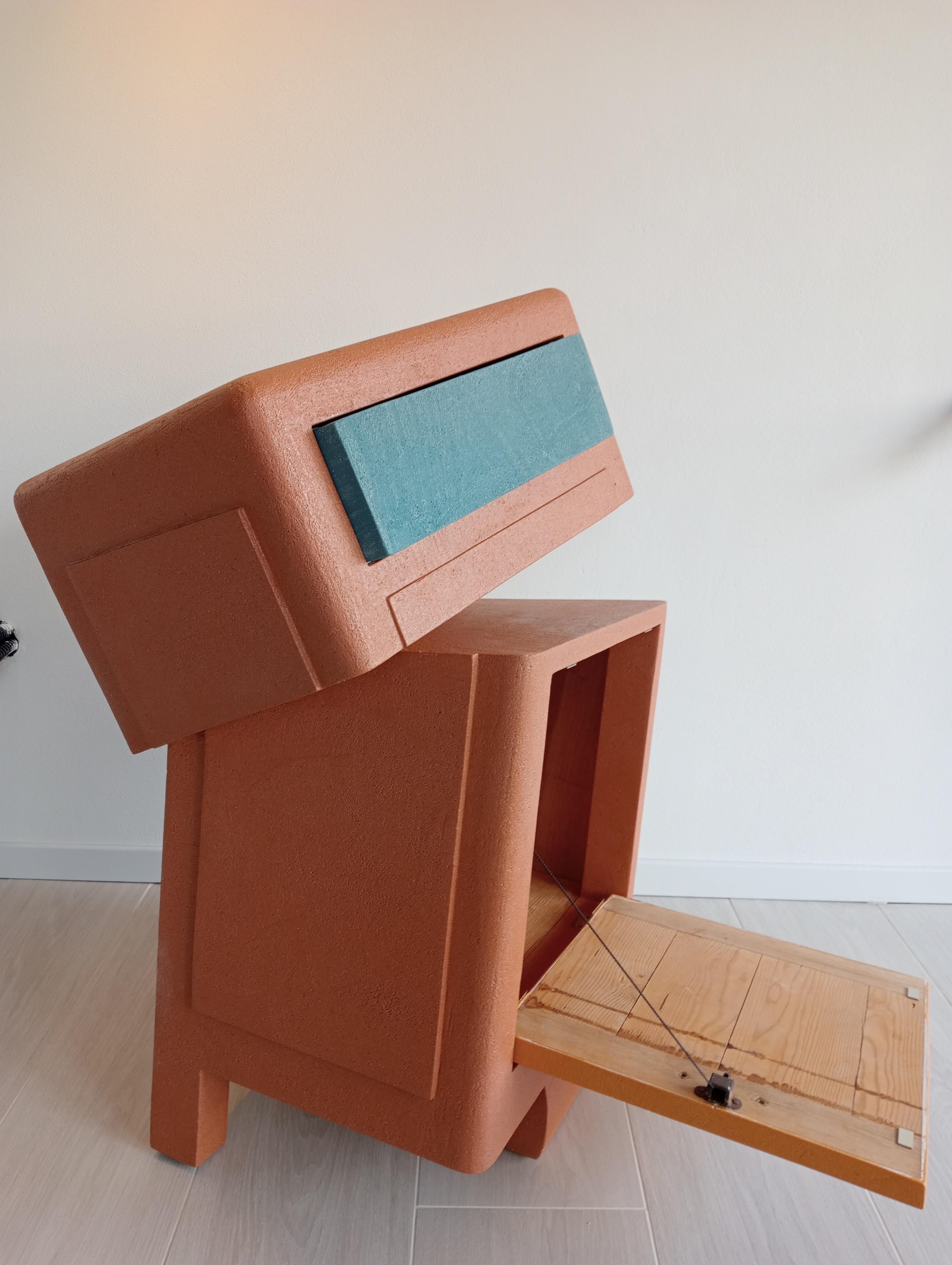 Sculpture d'armoire du 21e siècle Design contemporain italien en Wood et résine en vente 2