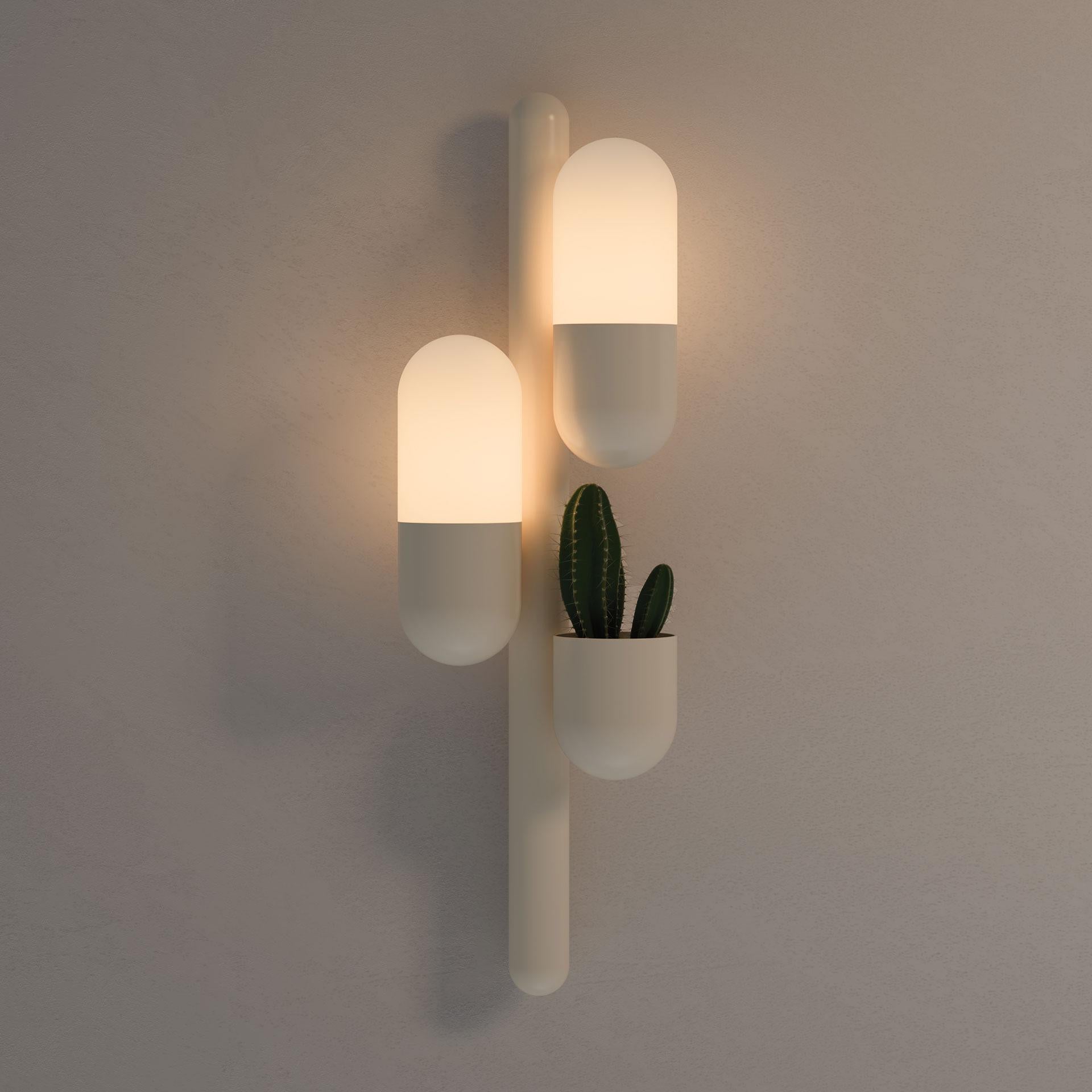 Lampe murale Cactus du 21e siècle en métal laqué et verre blanc par Creativemary en vente 2