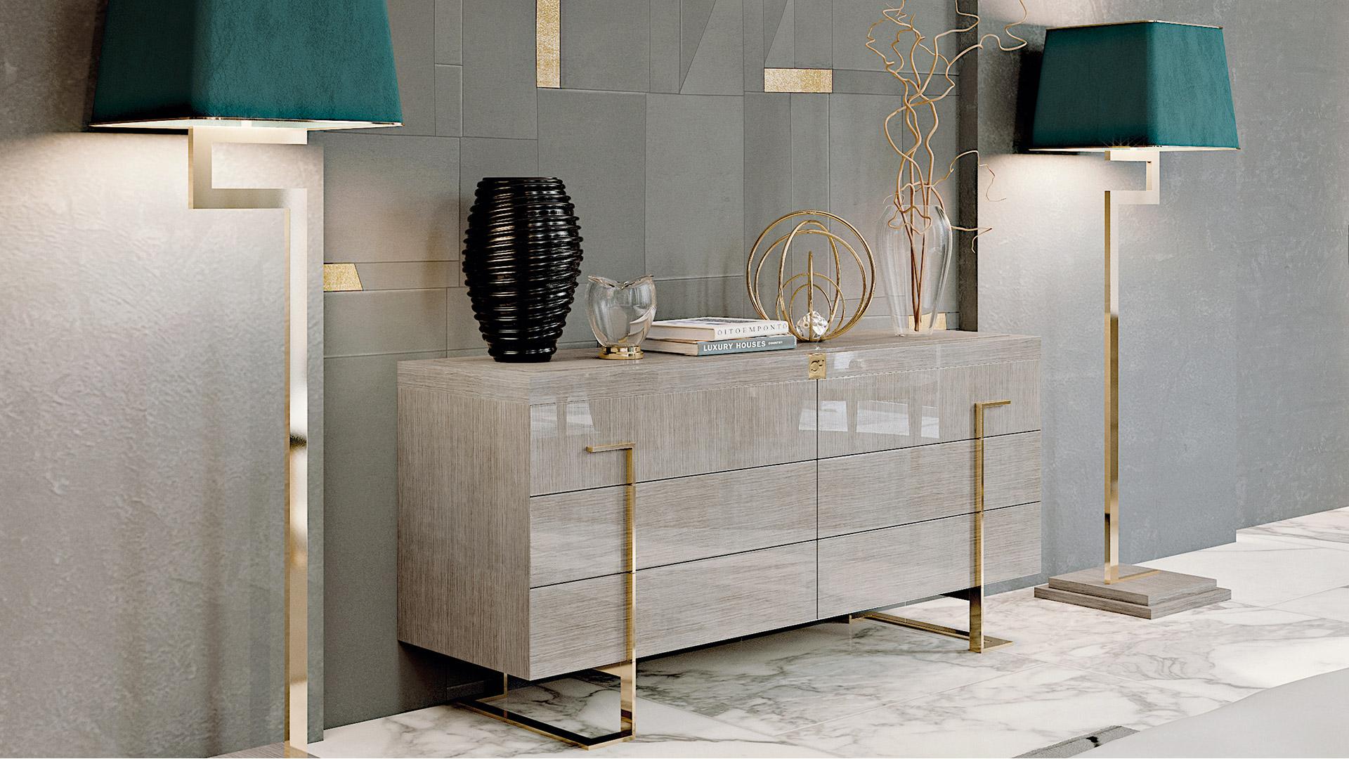 Six drawers chest of drawers with metal legs. The beautiful mix between natural Walnut wood and golden galvanic metal details is perfect for a Contemporary and luxurious environment. The opposite verse combination of the veneer on the doors and on
