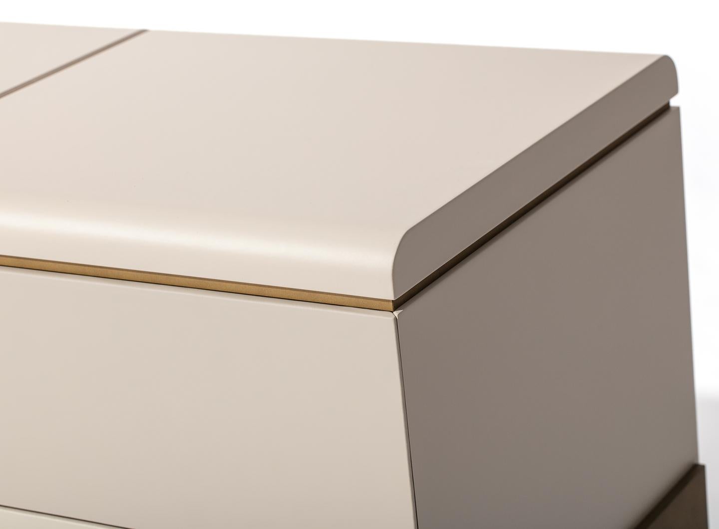 21st Century Carpanese Home Italia Chest of Drawers with Metal Modern, Althea D In New Condition For Sale In Sanguinetto, IT